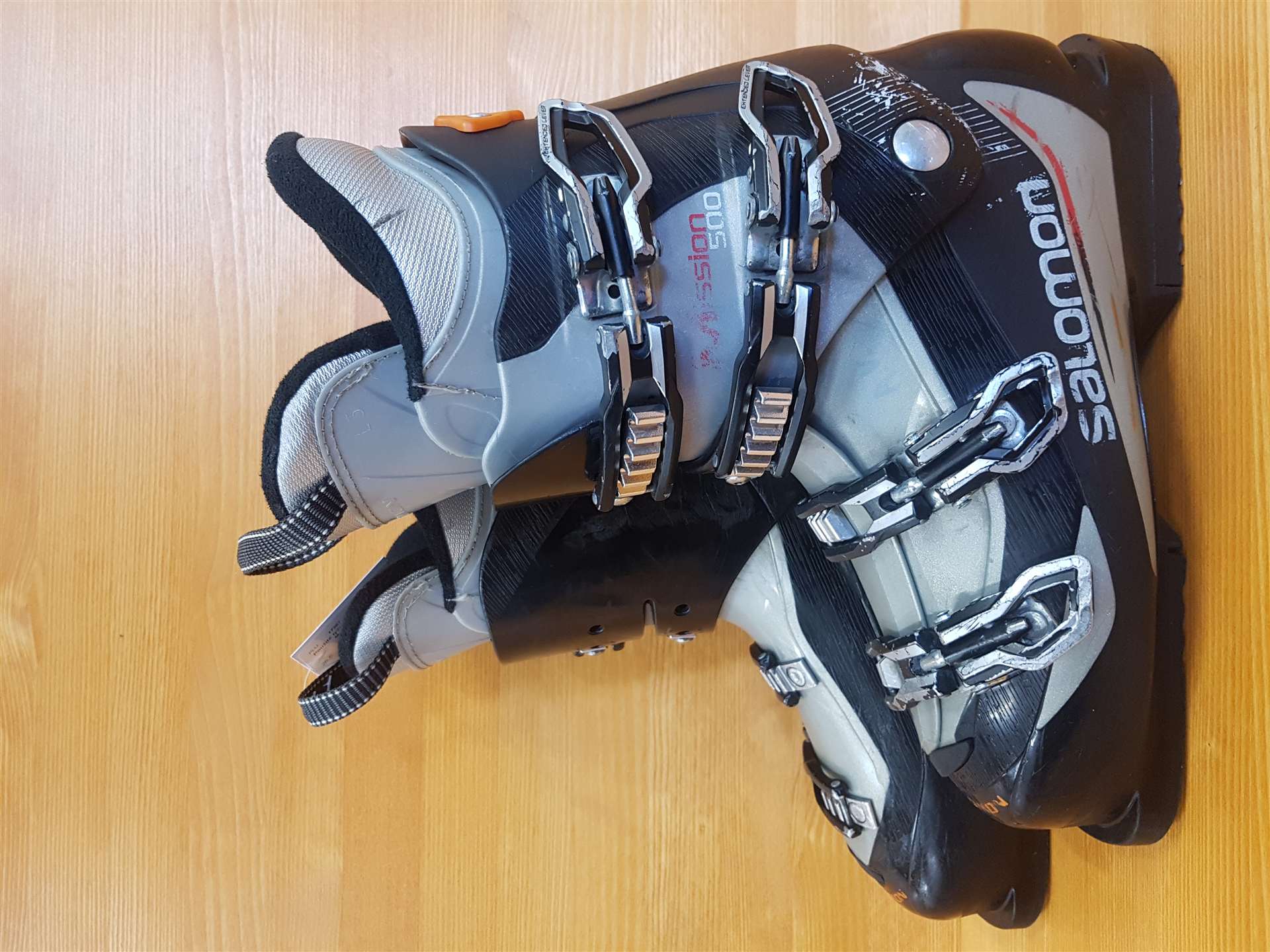 Použité lyžiarky SALOMON Mission 500