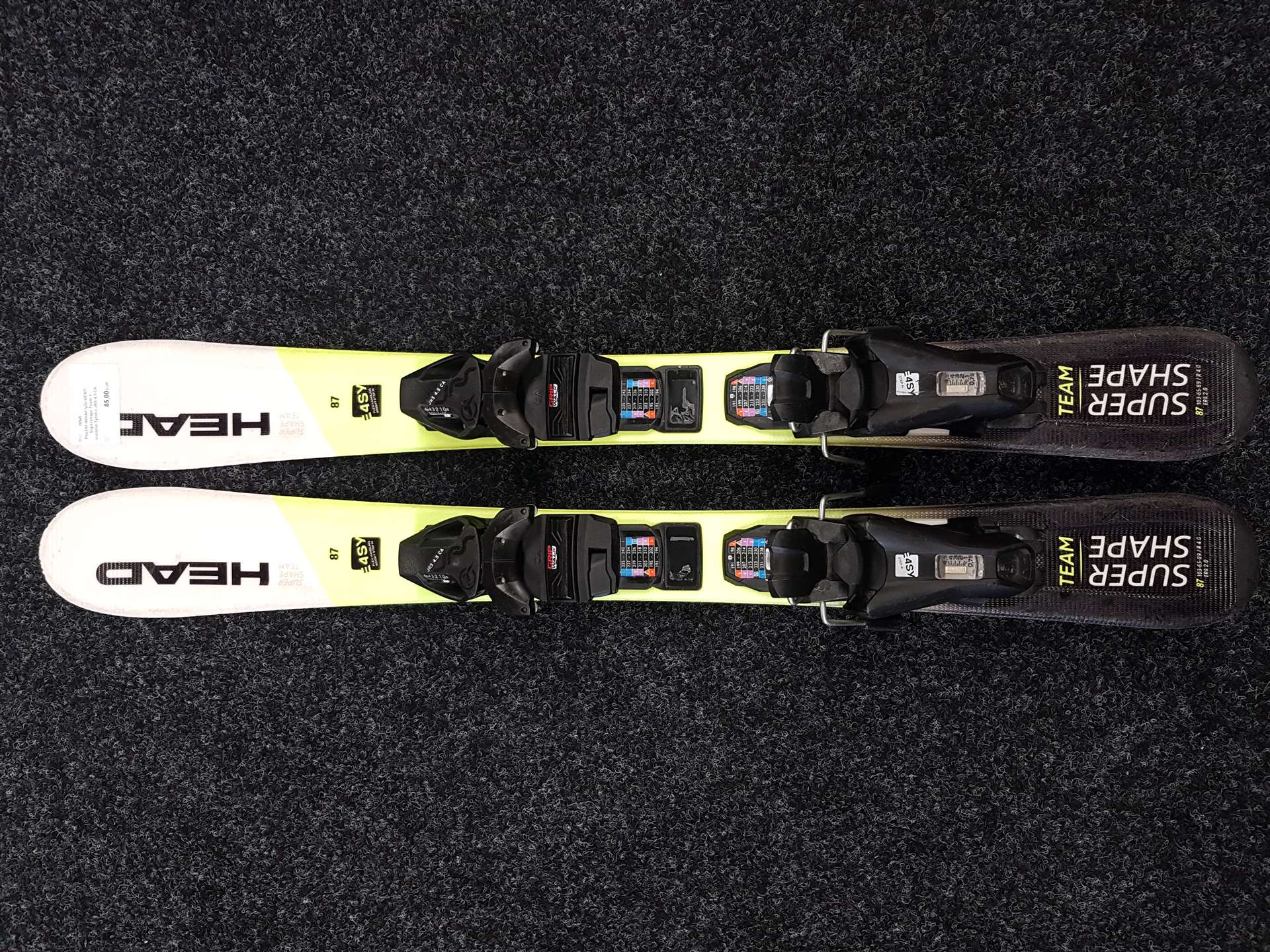 Rabljene dječje skije HEAD Supershape Team + vezovi Tyrolia JRS 4.5 CA