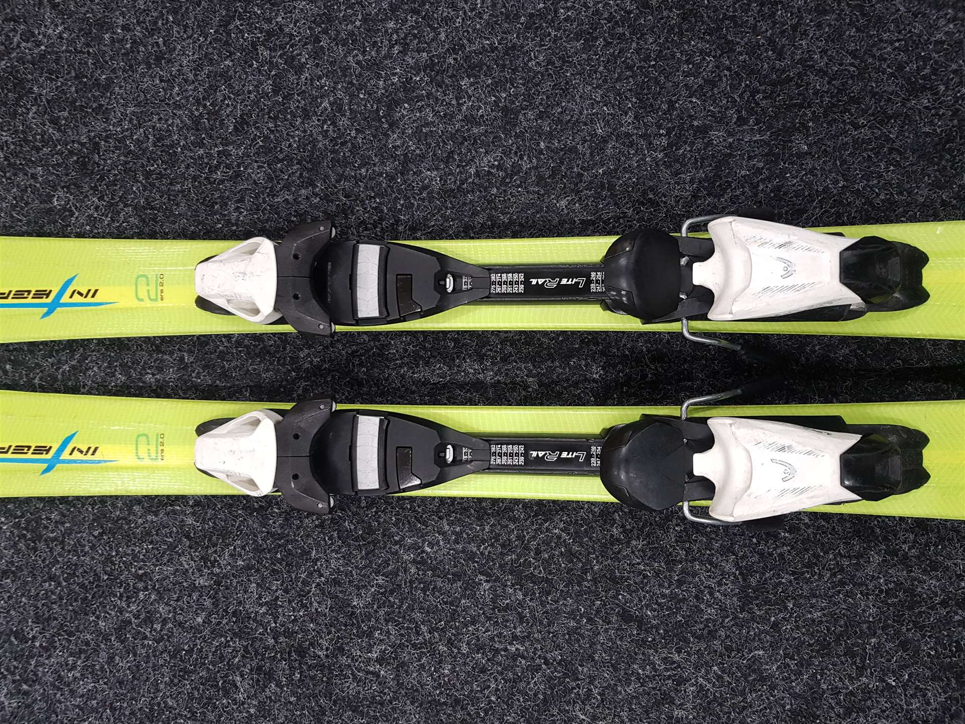 Sci da sci per bambini HEAD Integrale Team usati + attacchi Head LRX 7.5