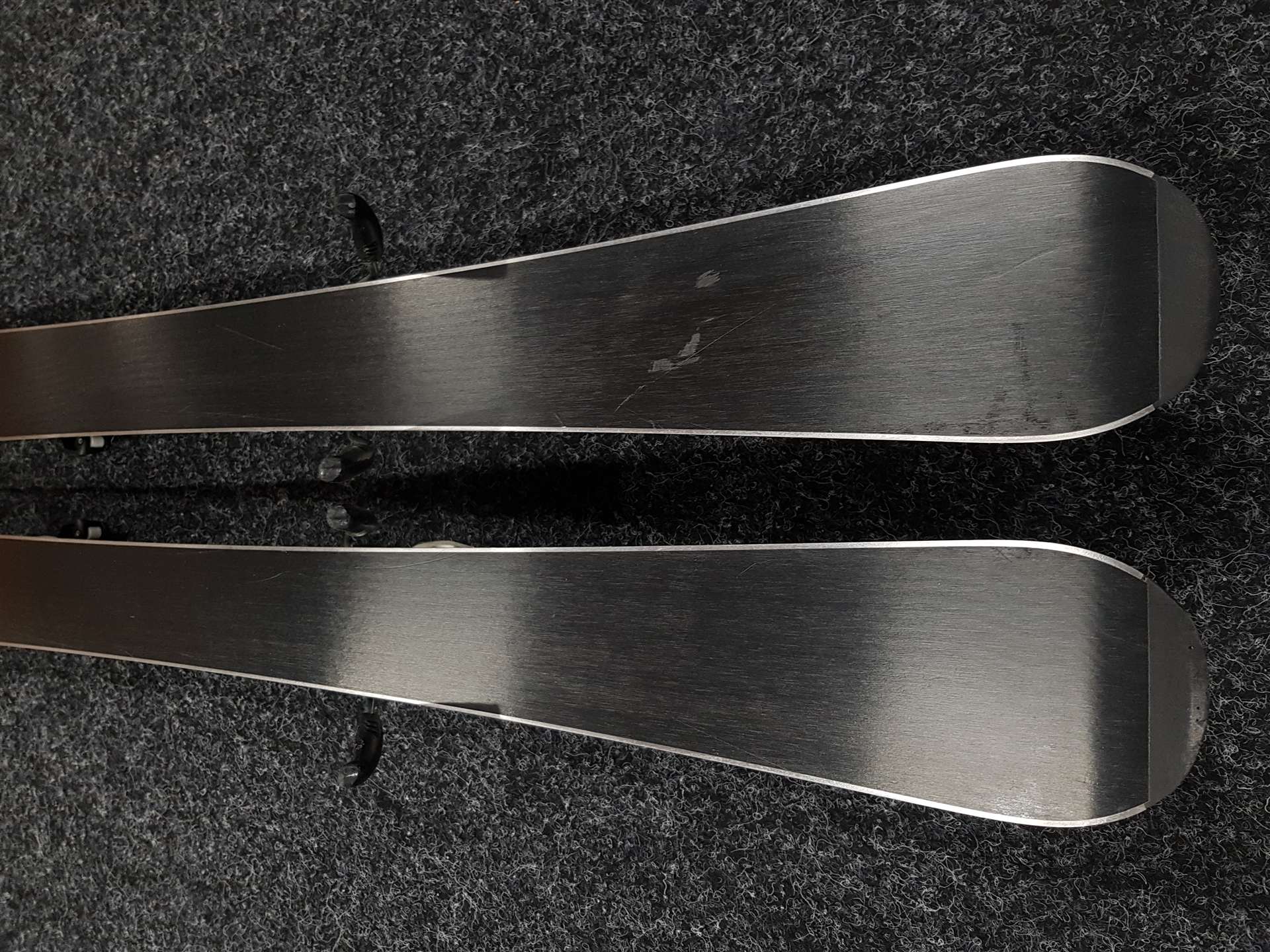 Sci da sci per bambini HEAD Integrale Team usati + attacchi Head LRX 7.5