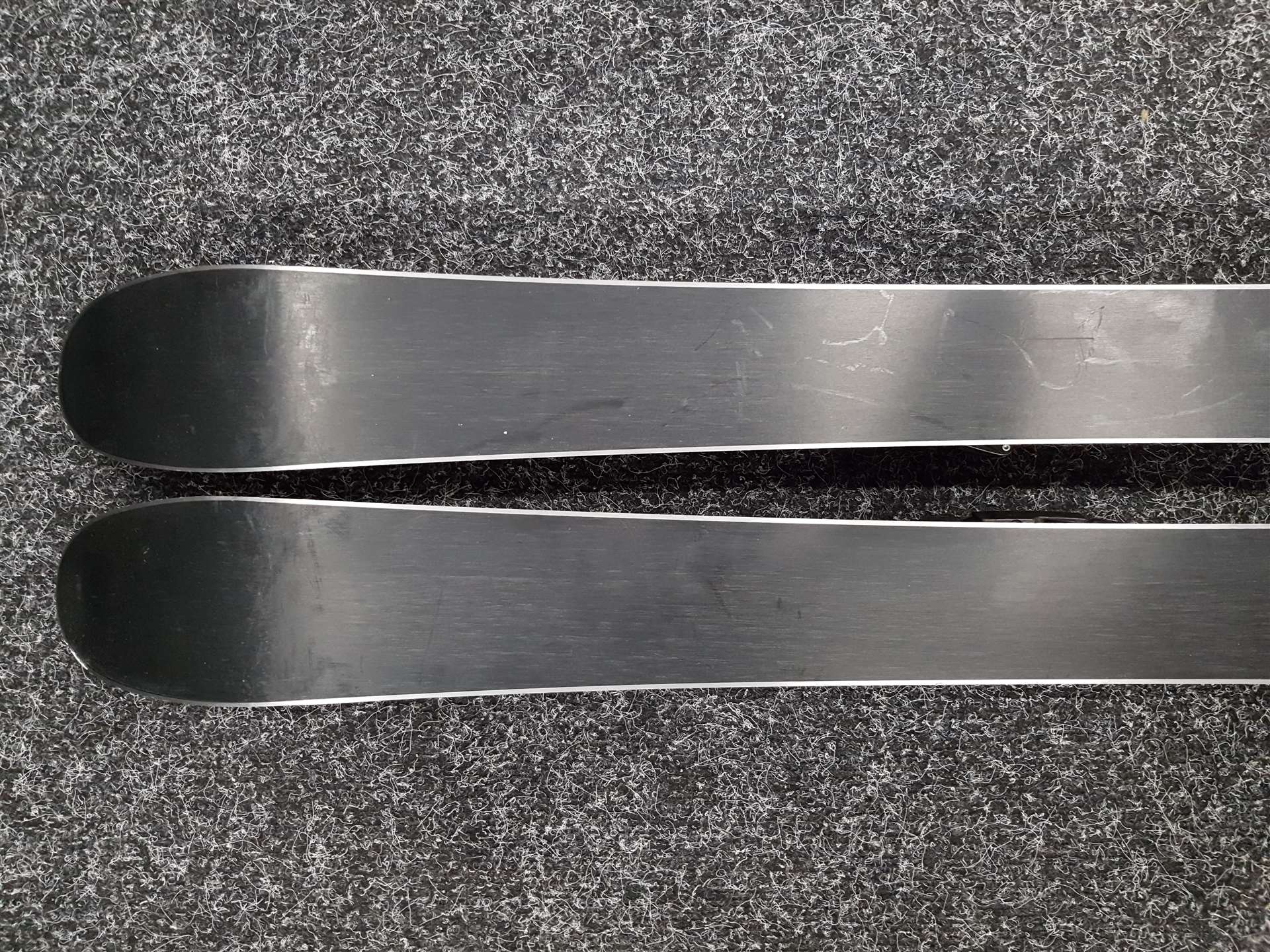 Używane narty Head Supershape