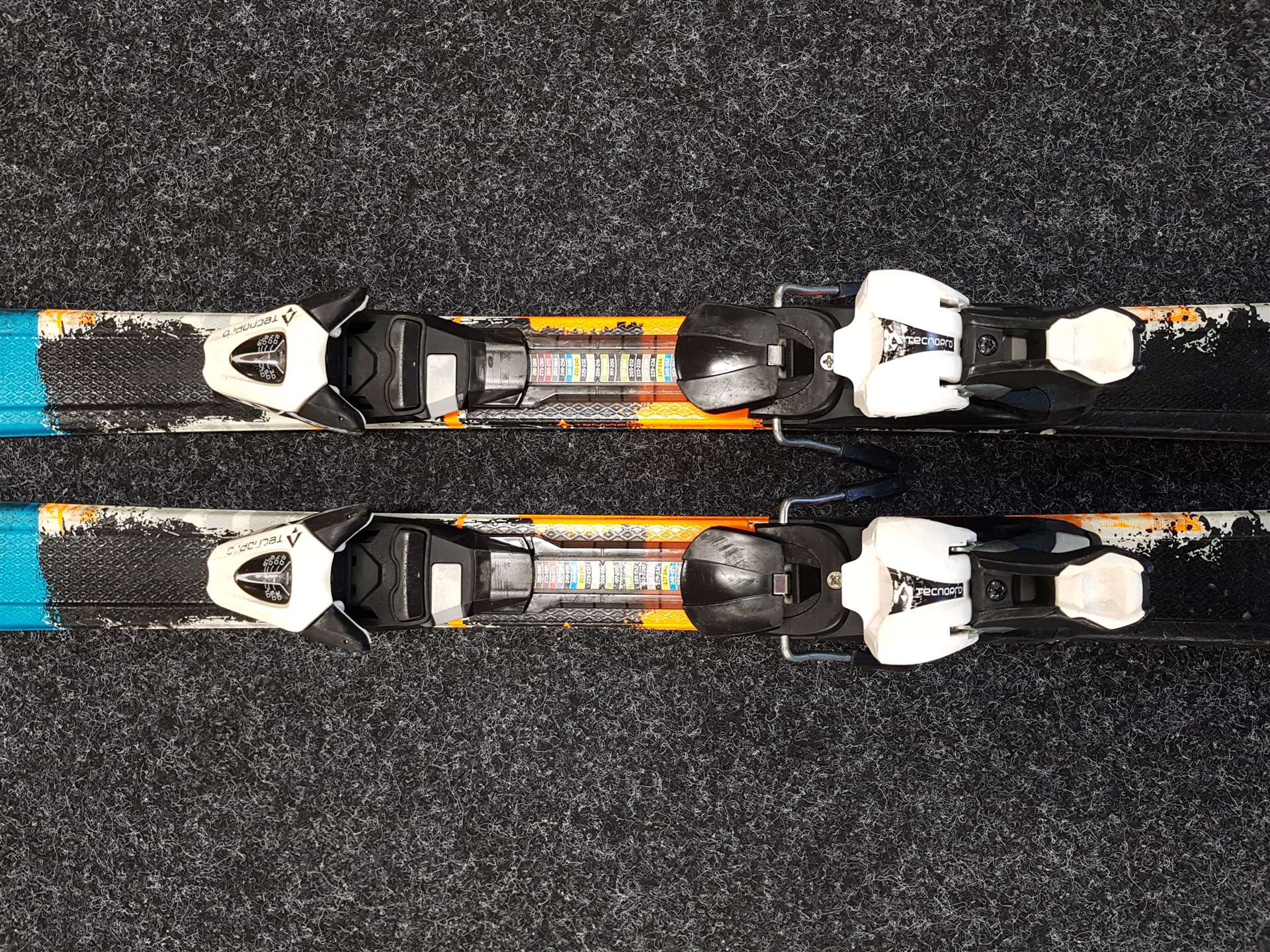 Sci da sci usati per bambini TECNOPRO Pulse Team 66 + attacchi Tecnopro TL 75