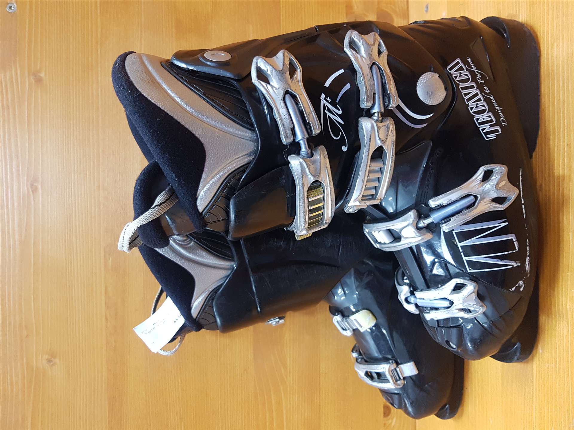 Używane buty narciarskie TECNICA M+