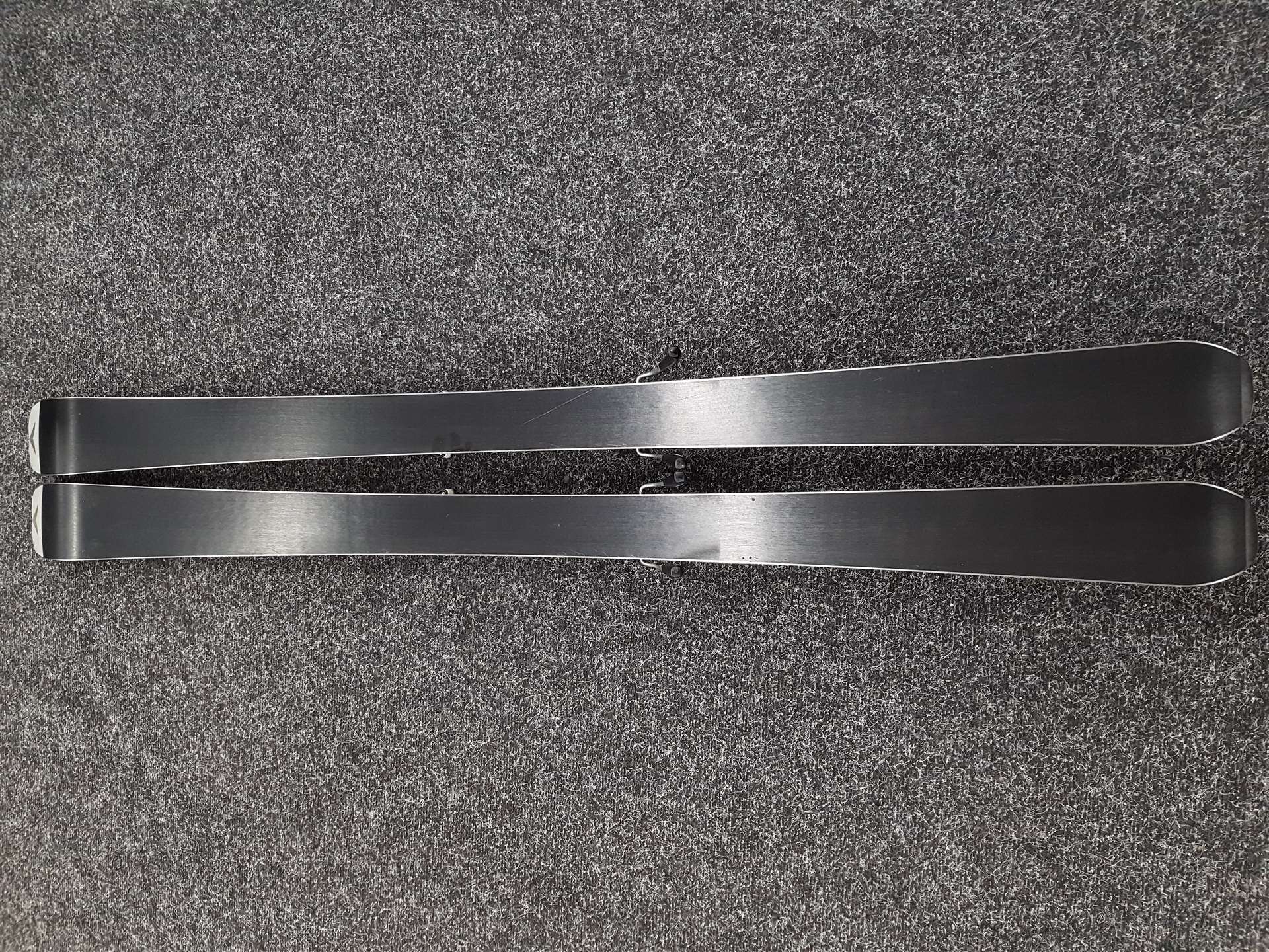 Schiuri second-hand DYNASTAR TEAM SPEED 80