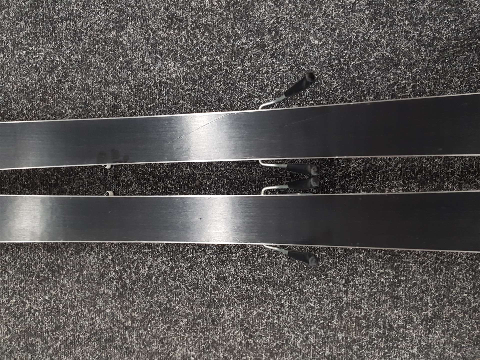 Schiuri second-hand DYNASTAR TEAM SPEED 80