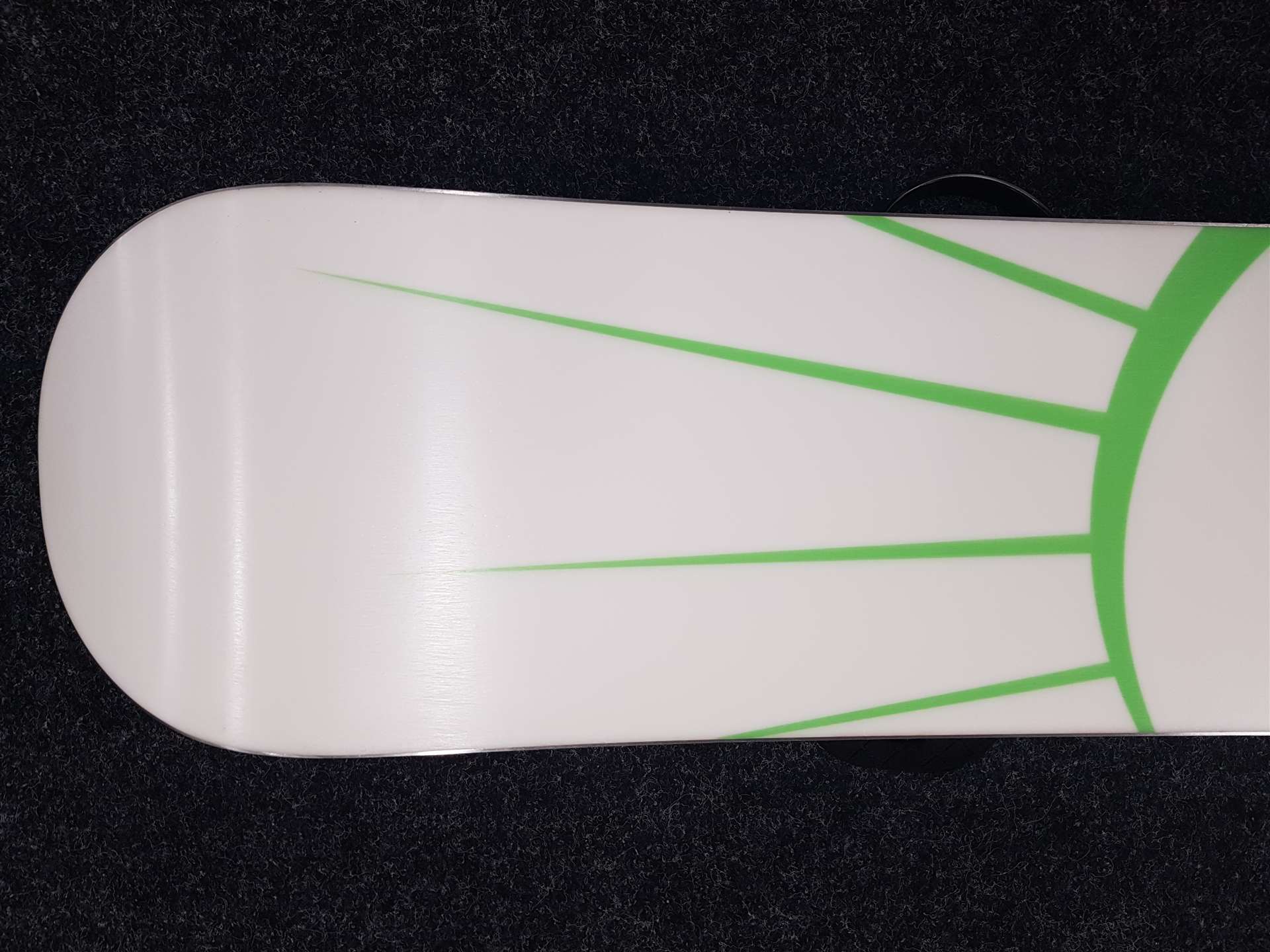 Použitý snowboard  F2 Wide + viazanie Burton veľkosť L/XL