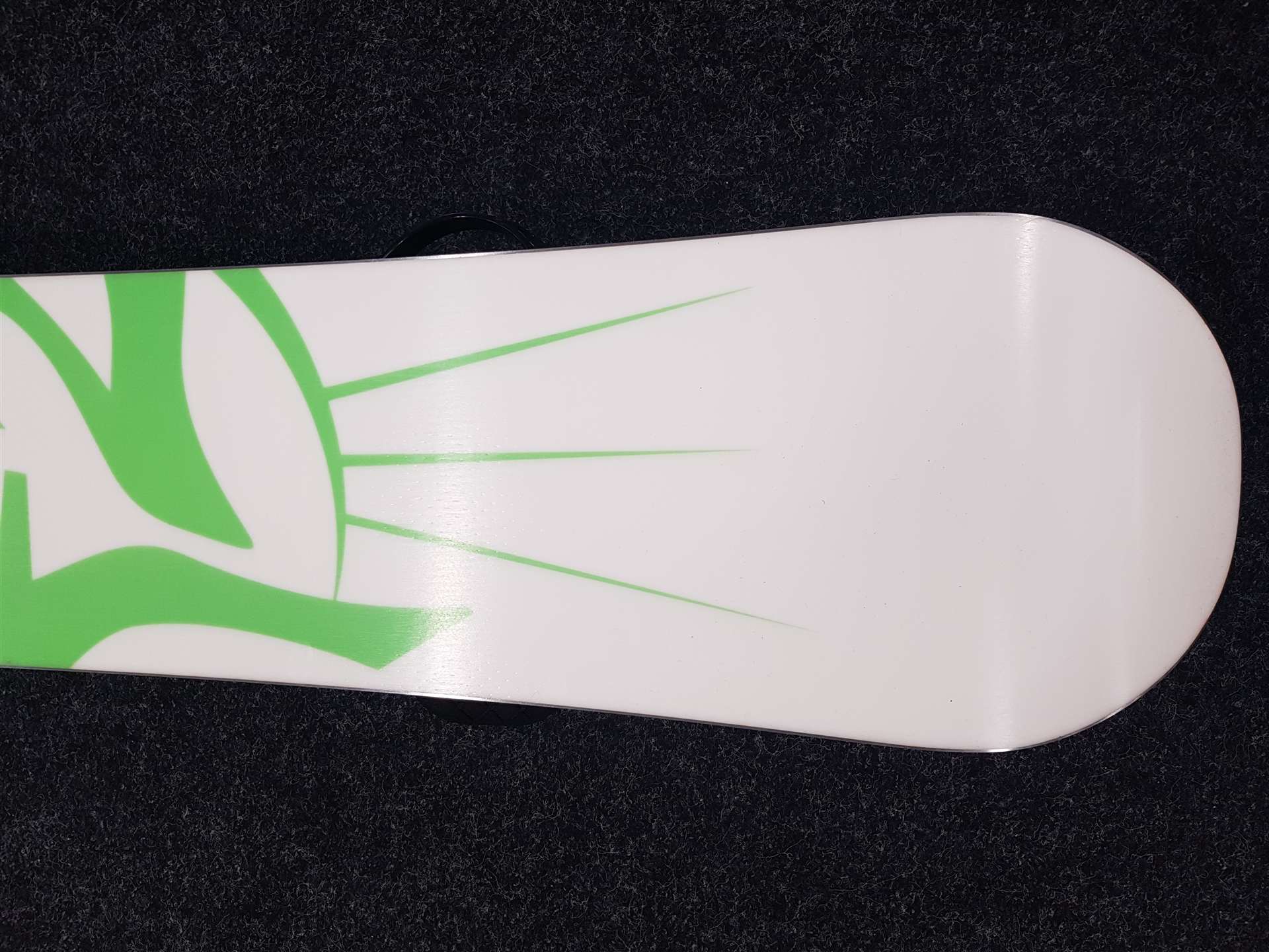 Použitý snowboard  F2 Wide + viazanie Burton veľkosť L/XL