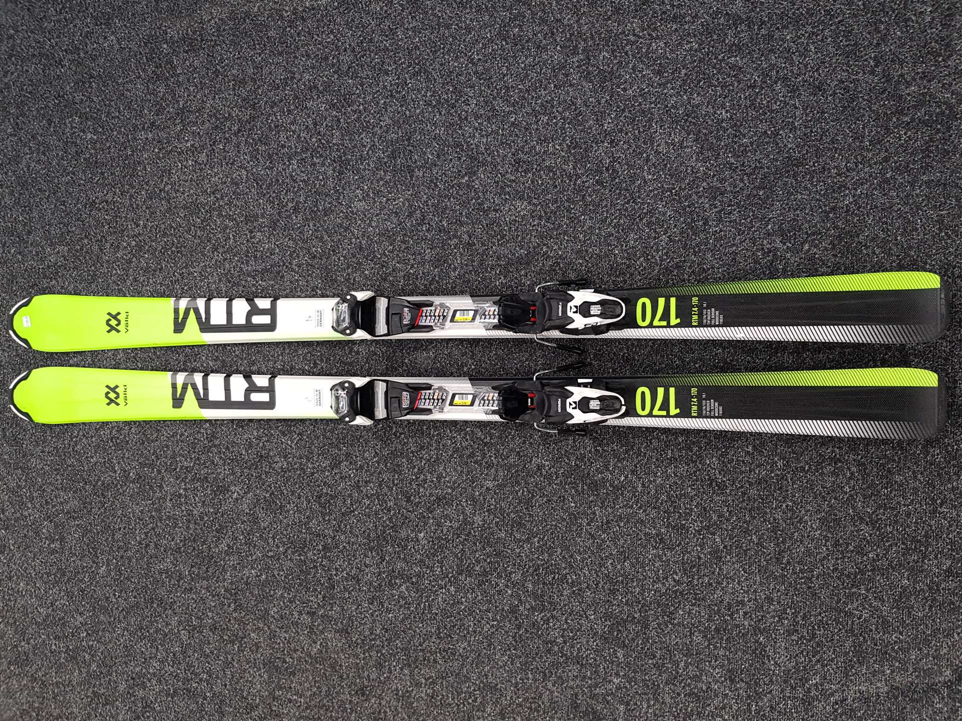 Narty używane VOLKL RTM 7.4