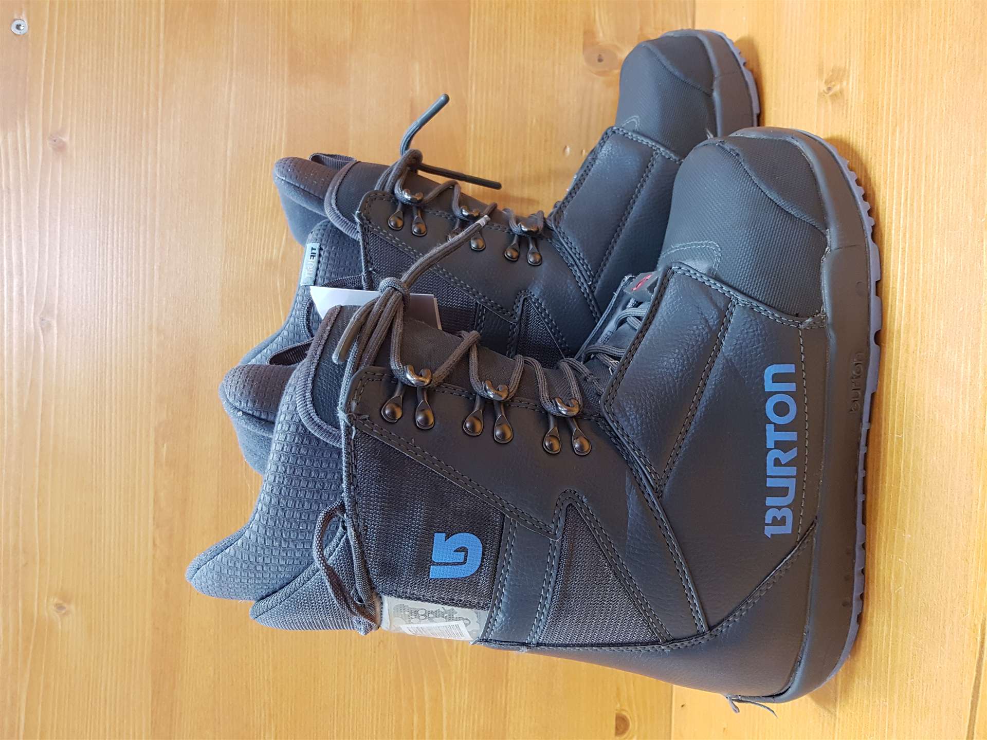 Bottes de snowboard d'occasion BURTON Progression W