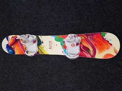 Tabla de snowboard ROXY Ally Btx Banana Traction usada + fijaciones B-Real Fastec talla S