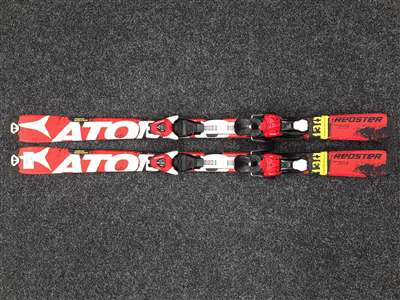 Używane narty dziecięce ATOMIC Redster 130 + wiązania Atomic XTE 7