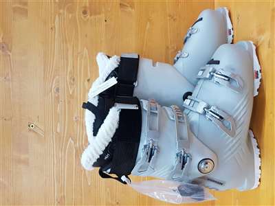 Použité vyhrievané lyžiarky Rossignol Pure Heat 80