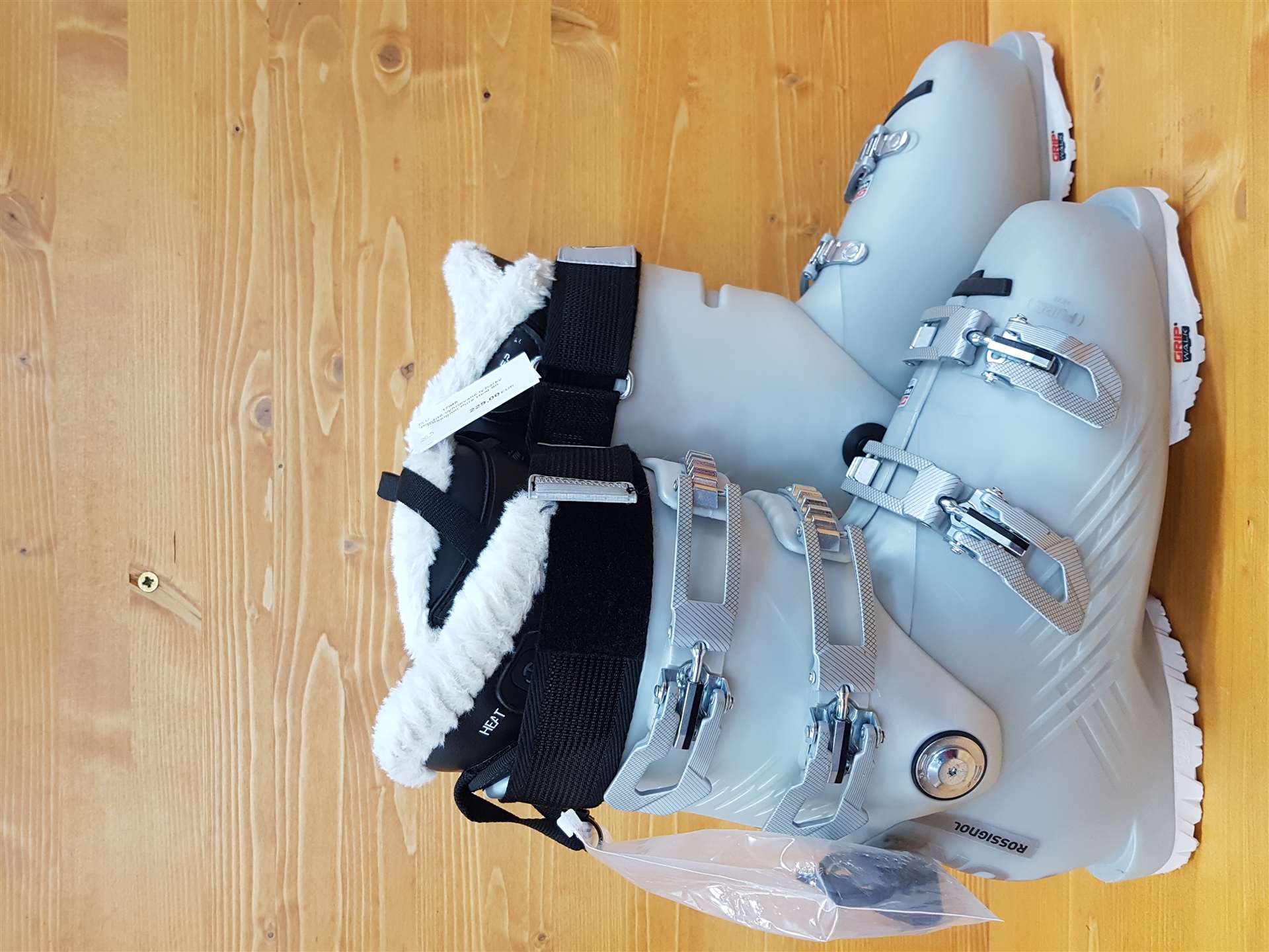 Použité vyhrievané lyžiarky Rossignol Pure Heat 80