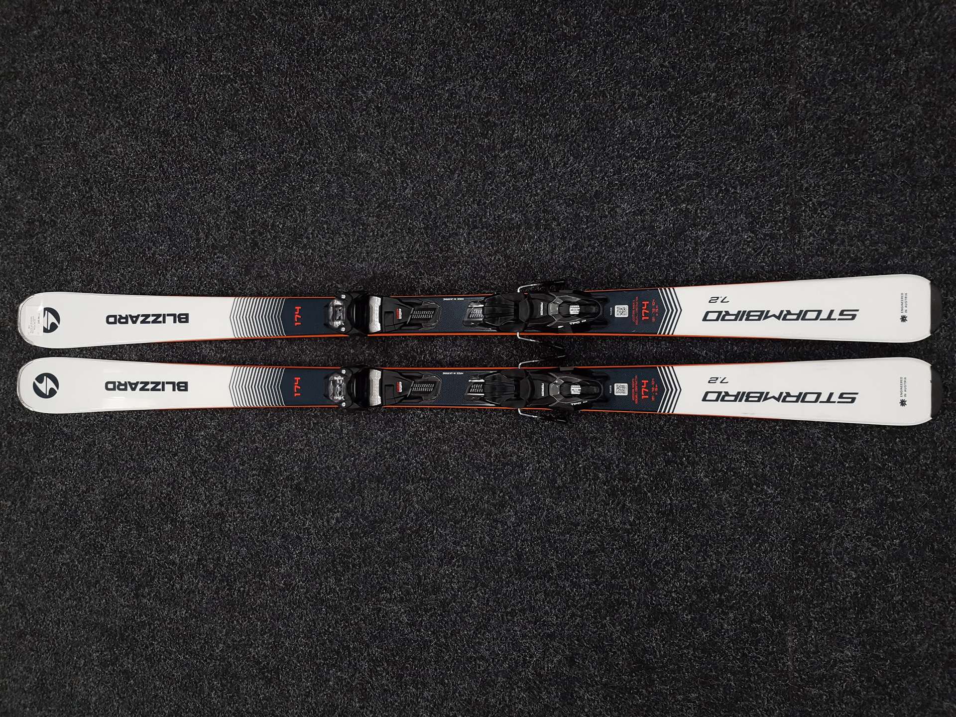 Skis d'occasion BLIZZARD Stormbird 7.2 + fixations Marker TPC 10