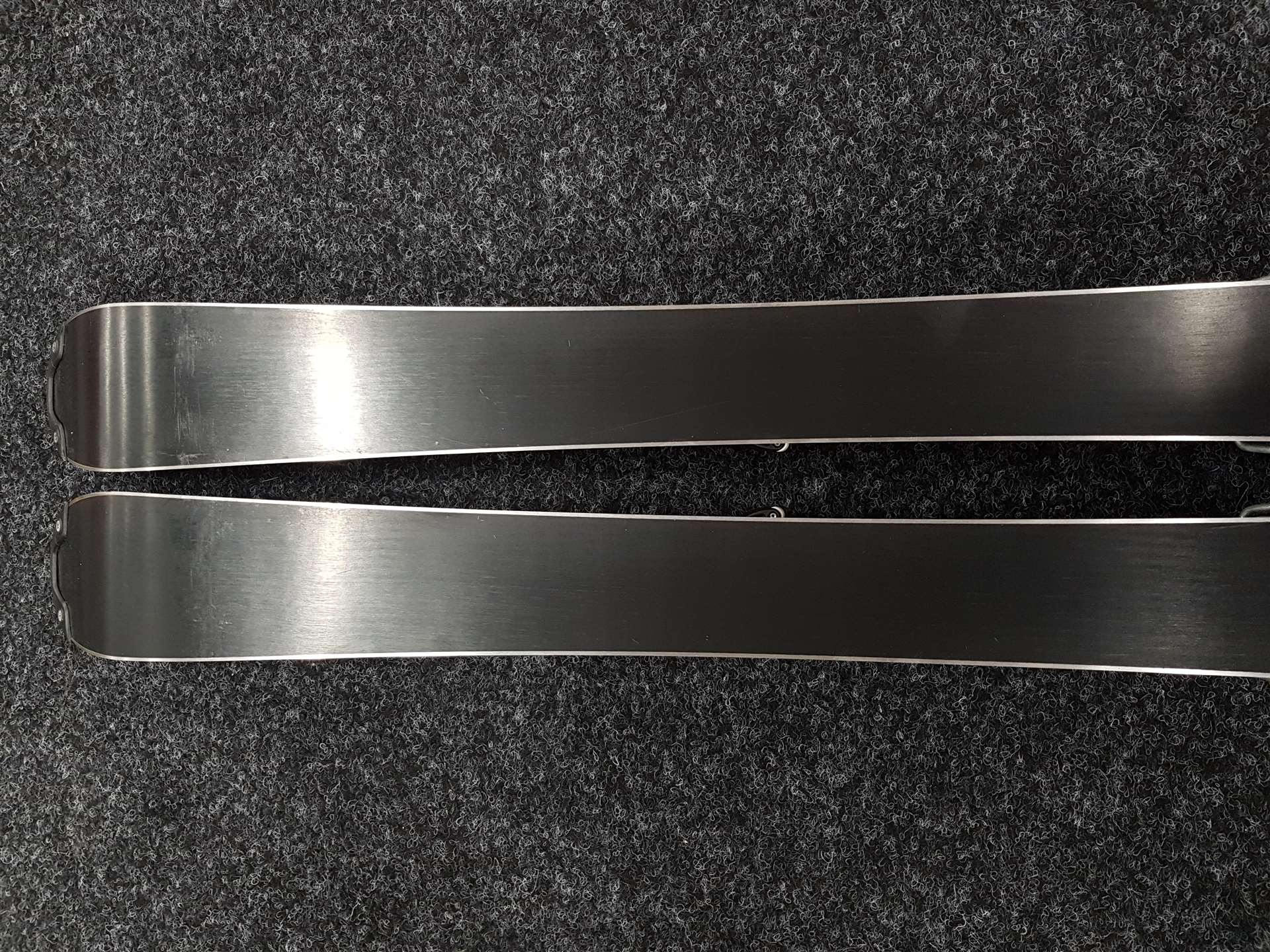 Skis de course FISCHER d'occasion + fixations Fischer 4.5