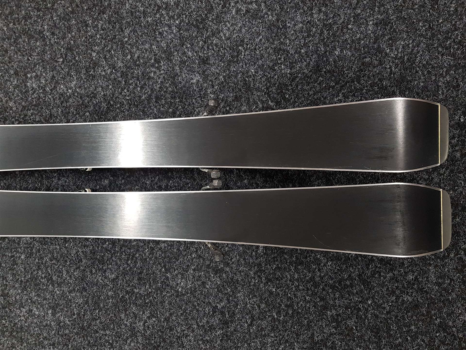 Skis de course FISCHER d'occasion + fixations Fischer 4.5
