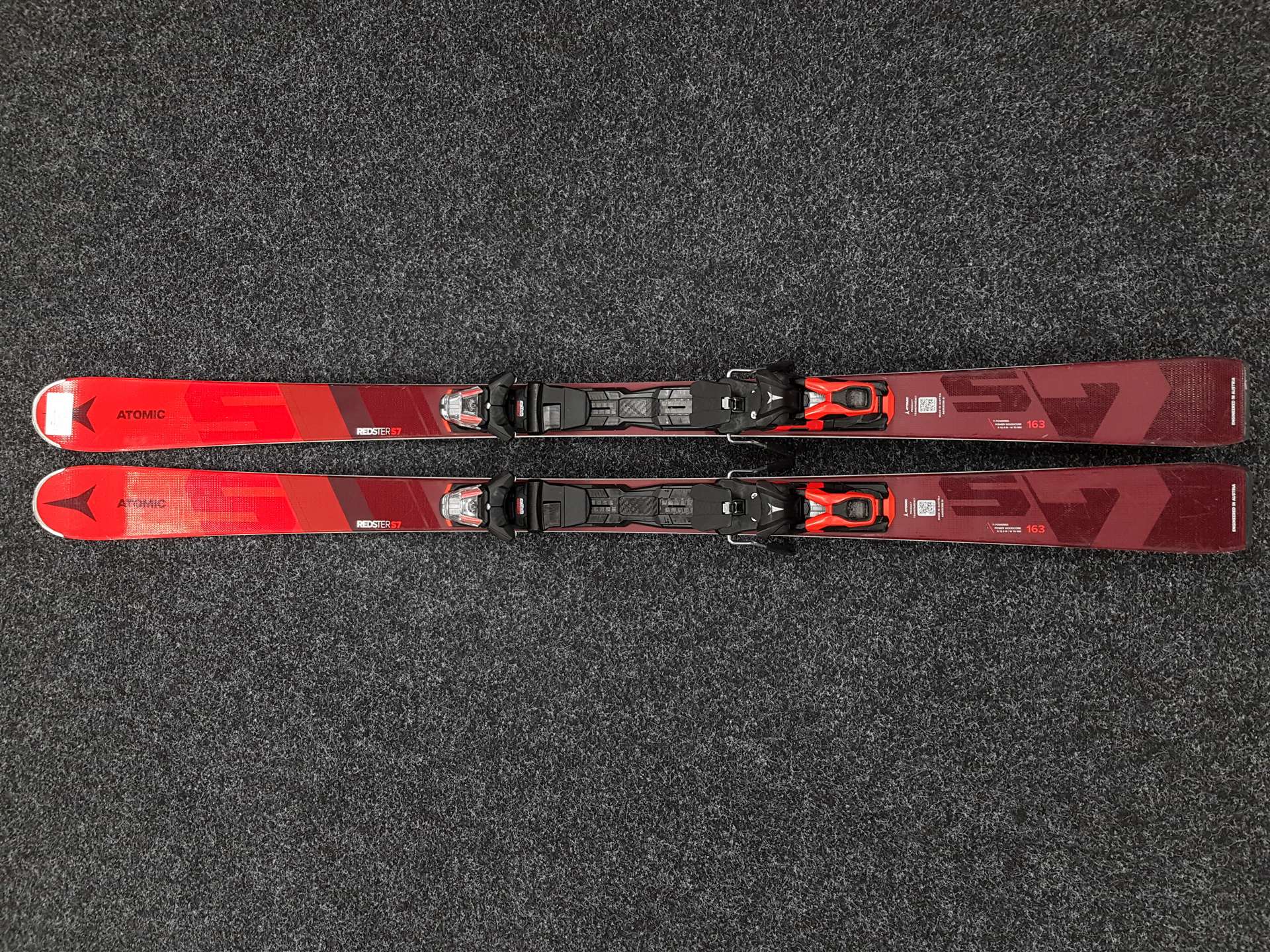 Schiuri ATOMIC Redster S7 folosite + legături Atomic M 12