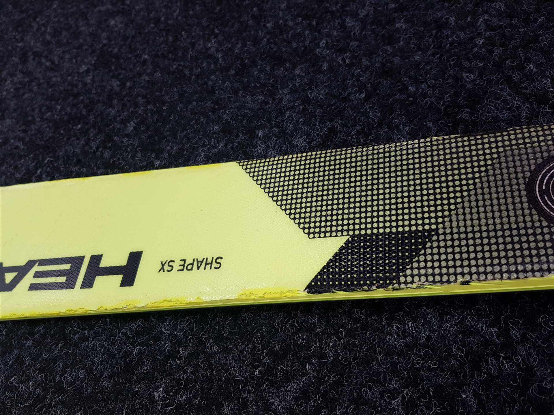 Použité lyže HEAD Shape SX + vázání Tyrolia PR 11