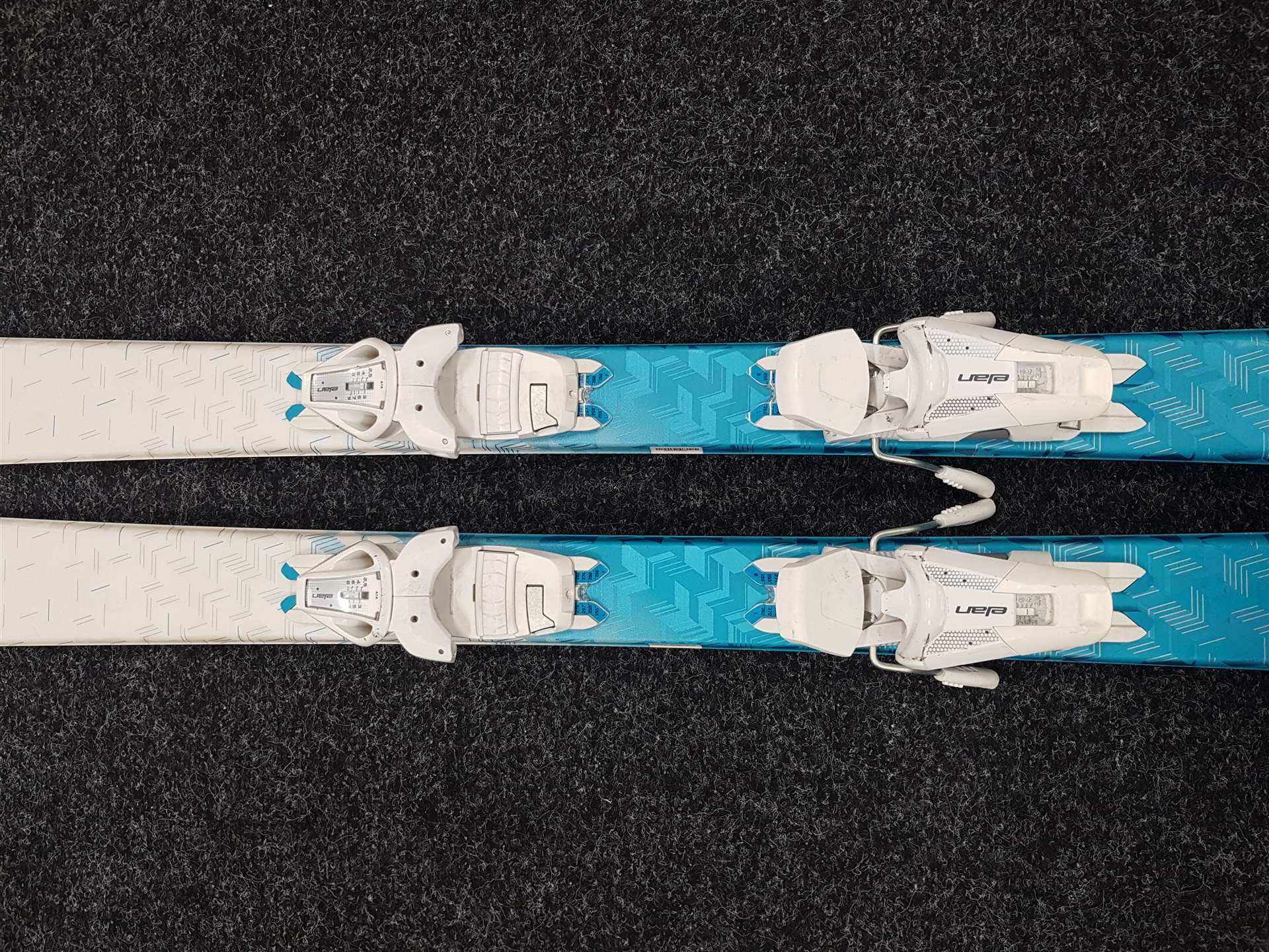 Použité lyže ELAN Crystal W studio + viazanie Elan ELW 9.0