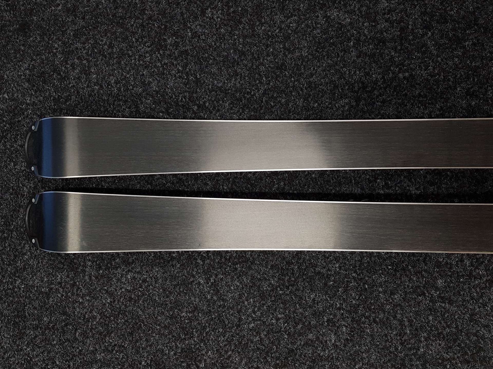 Schiuri VOLKL Racetiger GS folosite + legături Marker 4.5
