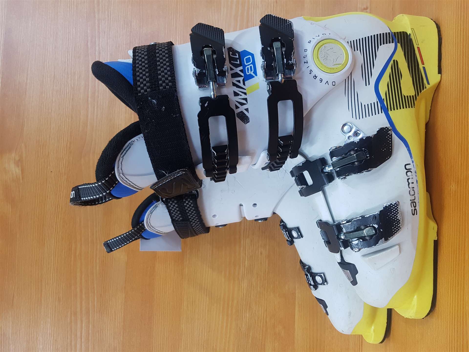 Použité lyžiarky SALOMON XMAX LC 80