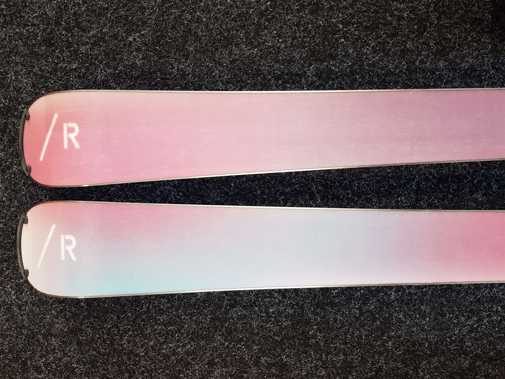 Skis SPORTEN Iridium Experience d'occasion + fixations Tyrolia PR 11