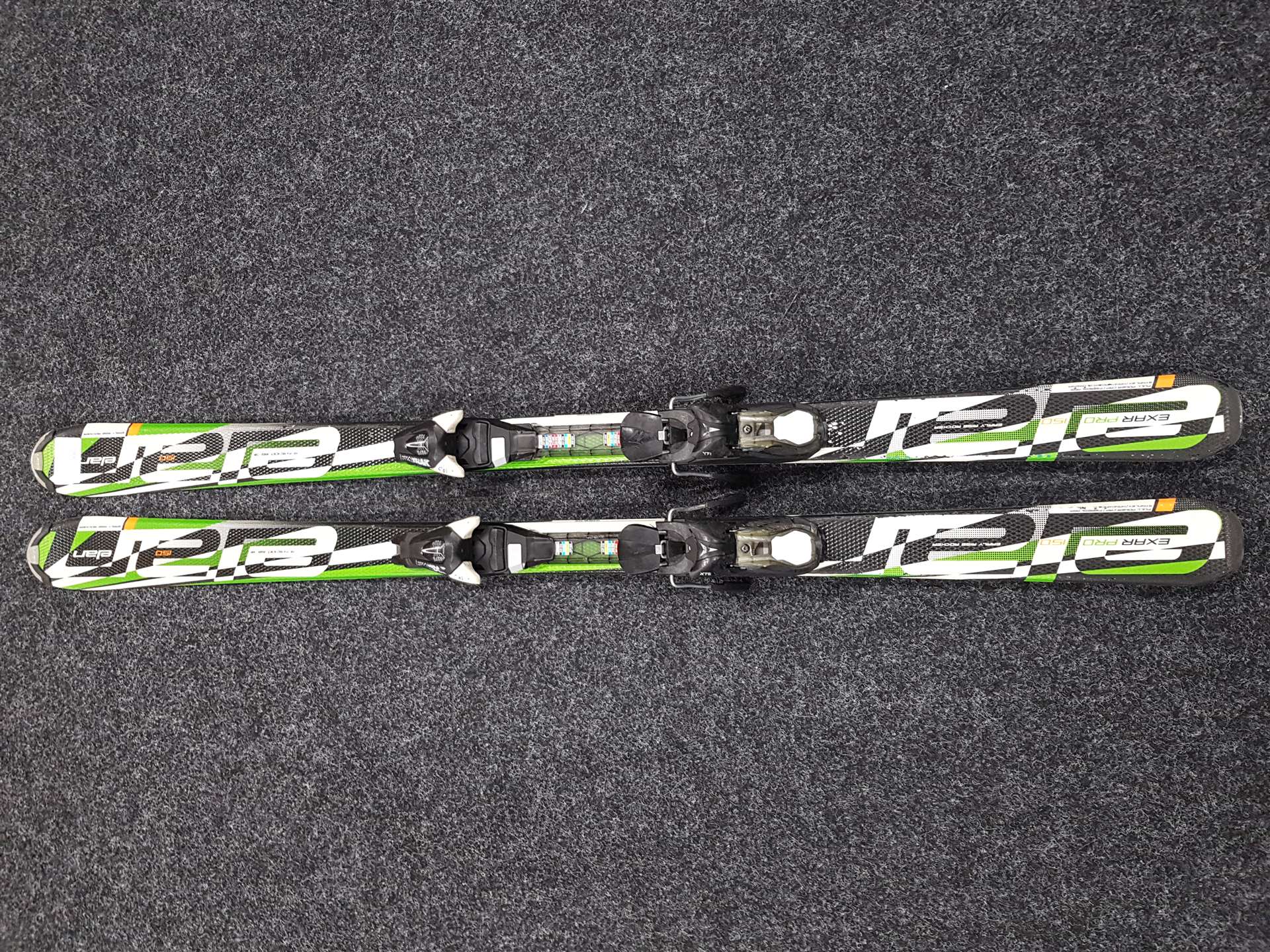 Použité lyže ELAN Exar Pro + viazanie Ezytrak 10