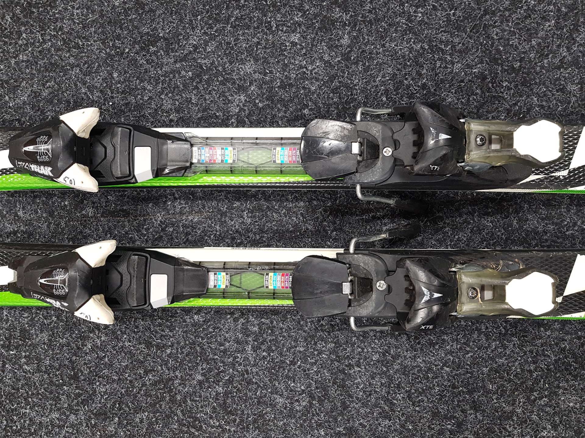 Použité lyže ELAN Exar Pro + viazanie Ezytrak 10
