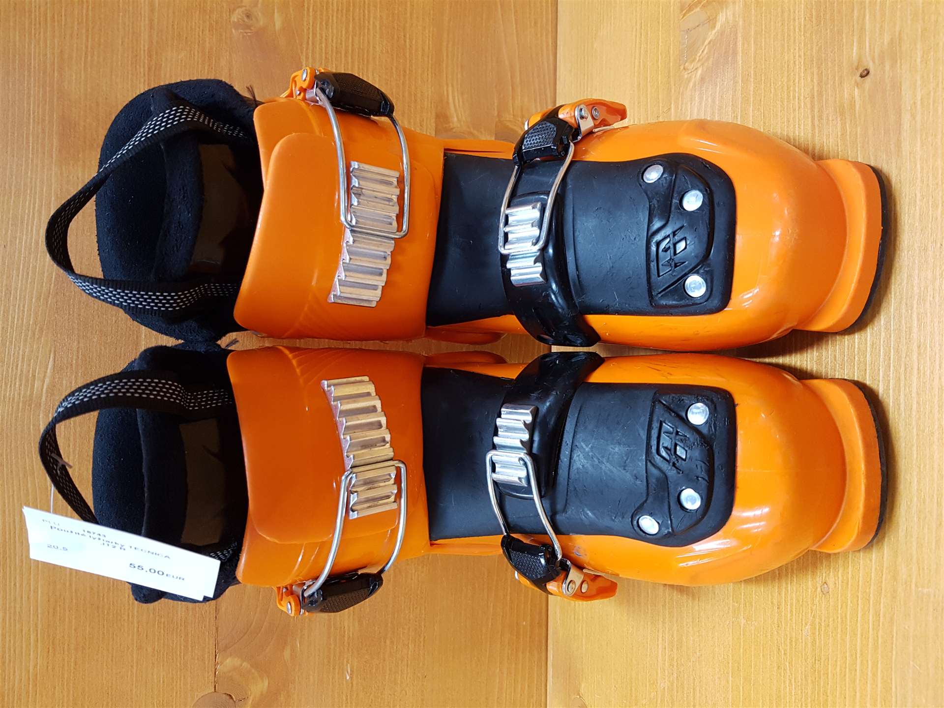Použité lyžiarky TECNICA JT2 R