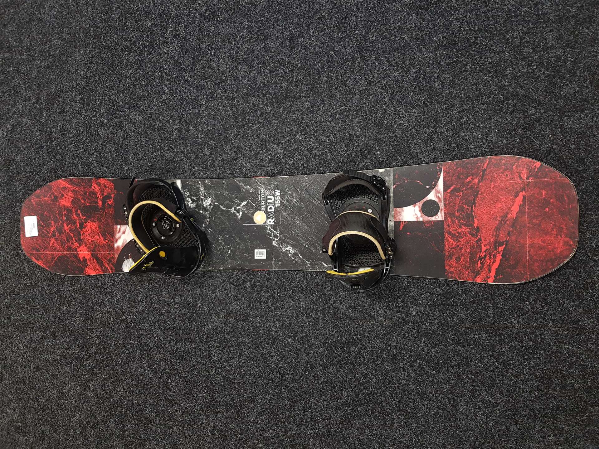 Použitý snowboard BURTON Radius 155W + viazanie Burton veľkosť M/L