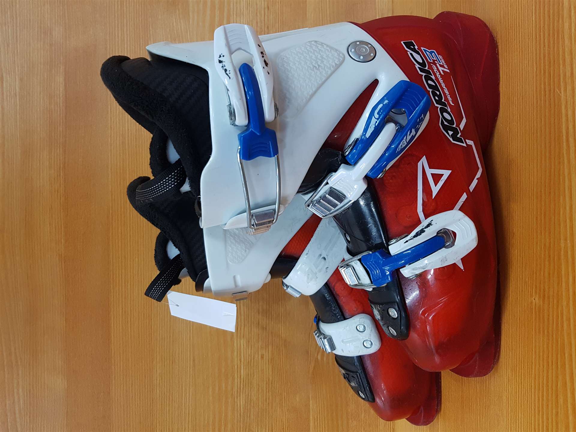 Clăpari de schi second-hand NORDICA Team 3