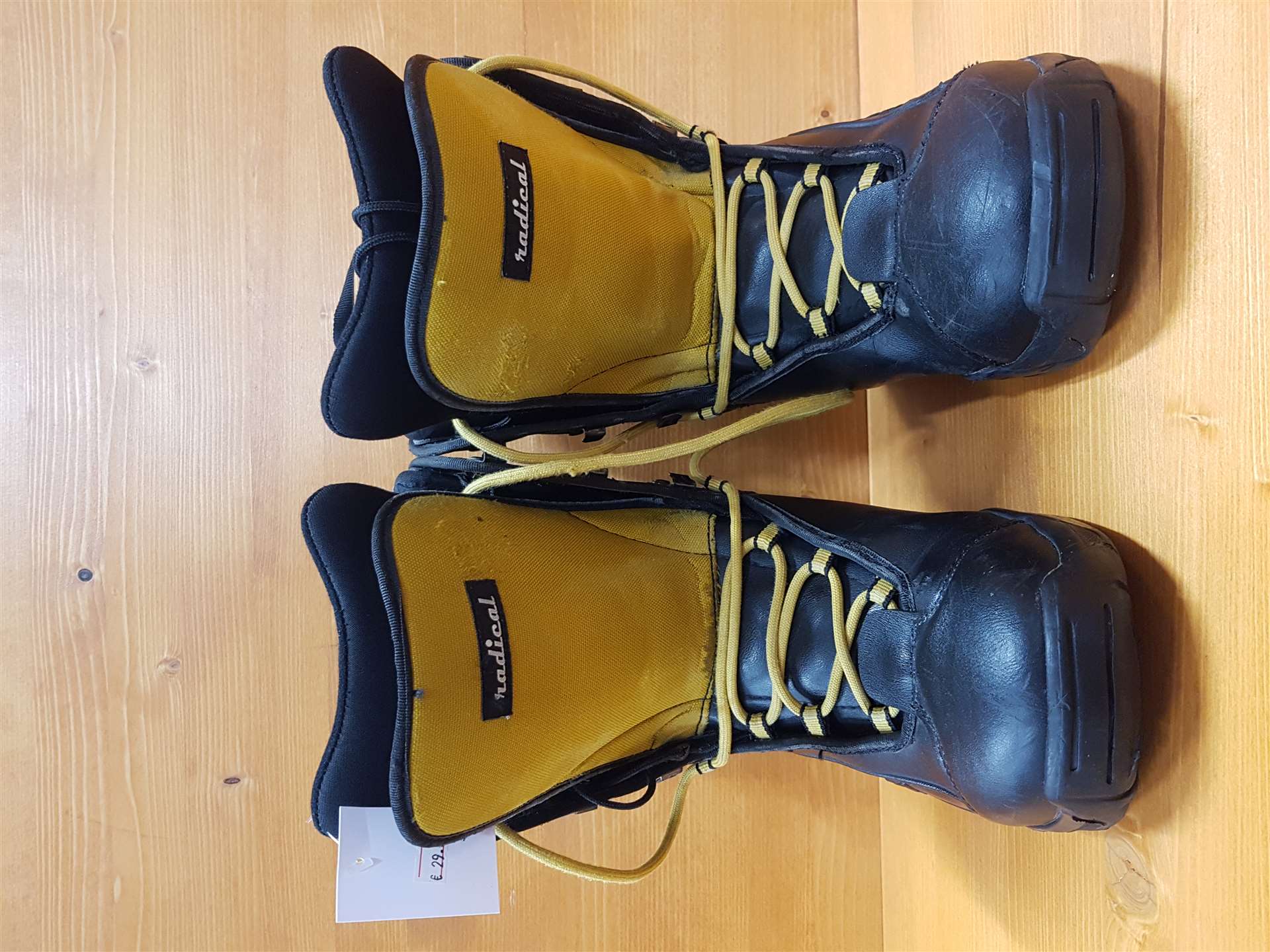 Použité snowboardové topánky RADICAL