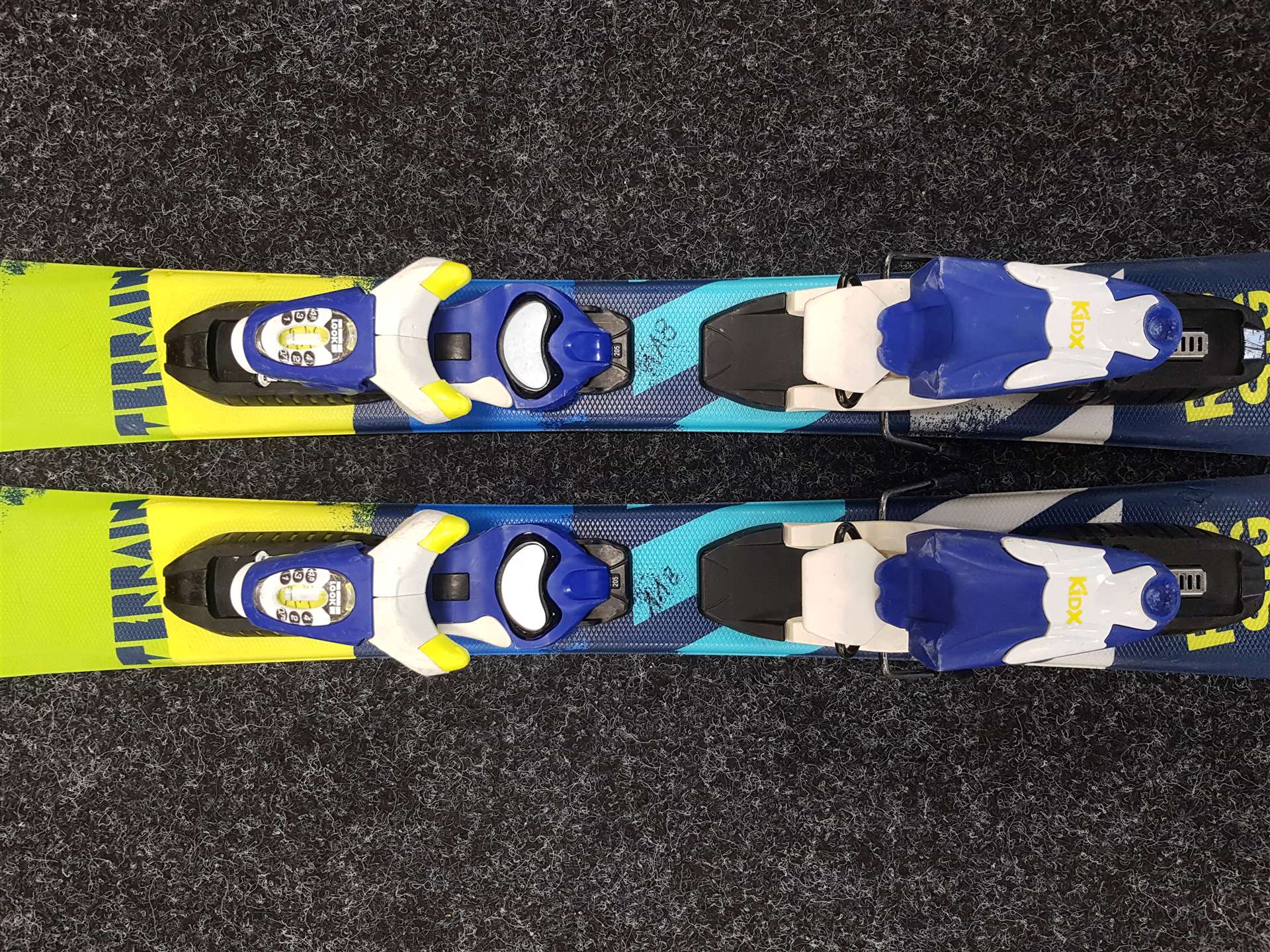 Gebrauchte ROSSIGNOL Terrain Kinderski + Look KidX 4.5 Bindungen