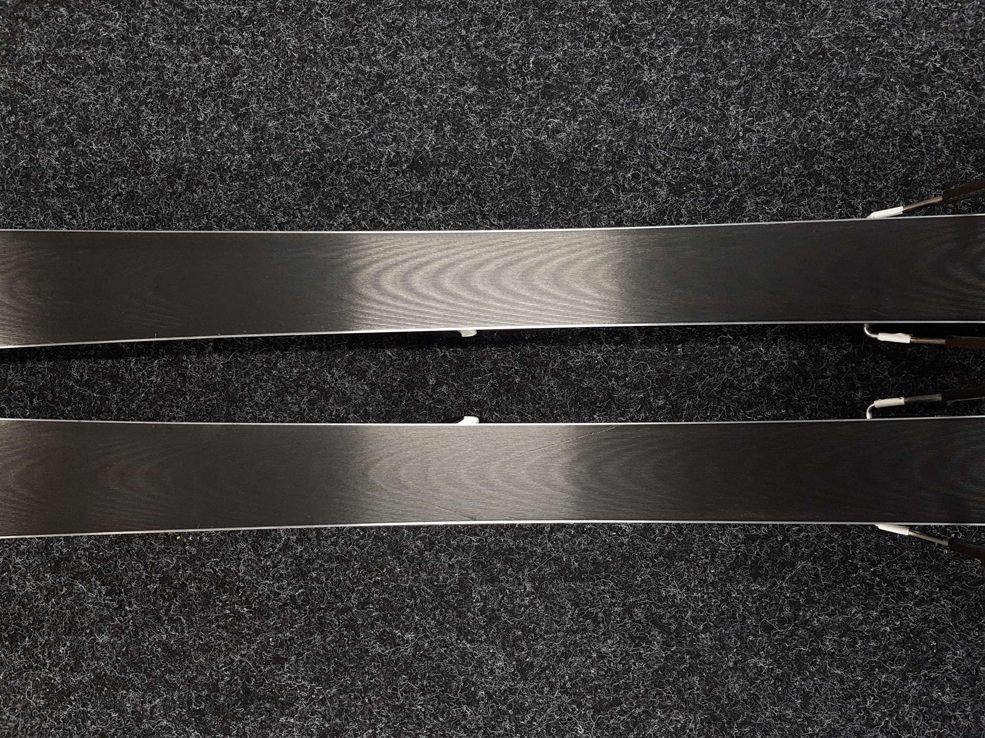 Skis ROSSIGNOL PURSUIT d'occasion + fixations Rossignol 110