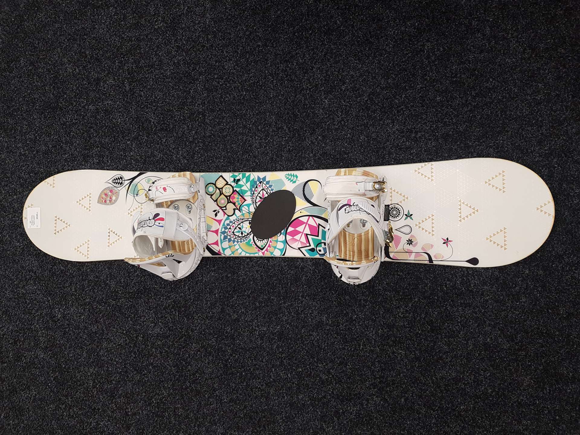 Použitý snowboard SALOMON + viazanie Atomic veľkosť M