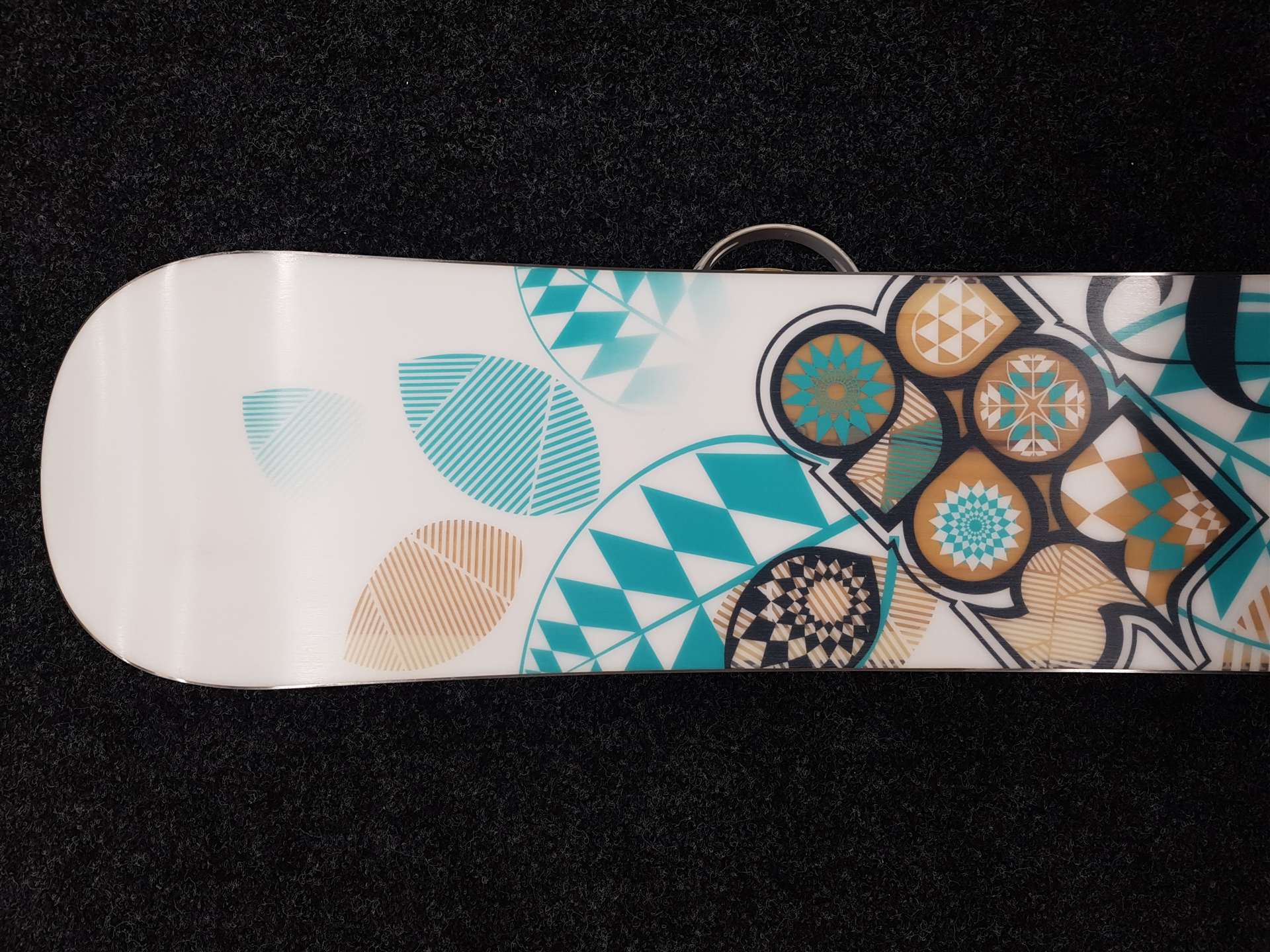 Použitý snowboard SALOMON + viazanie Atomic veľkosť M