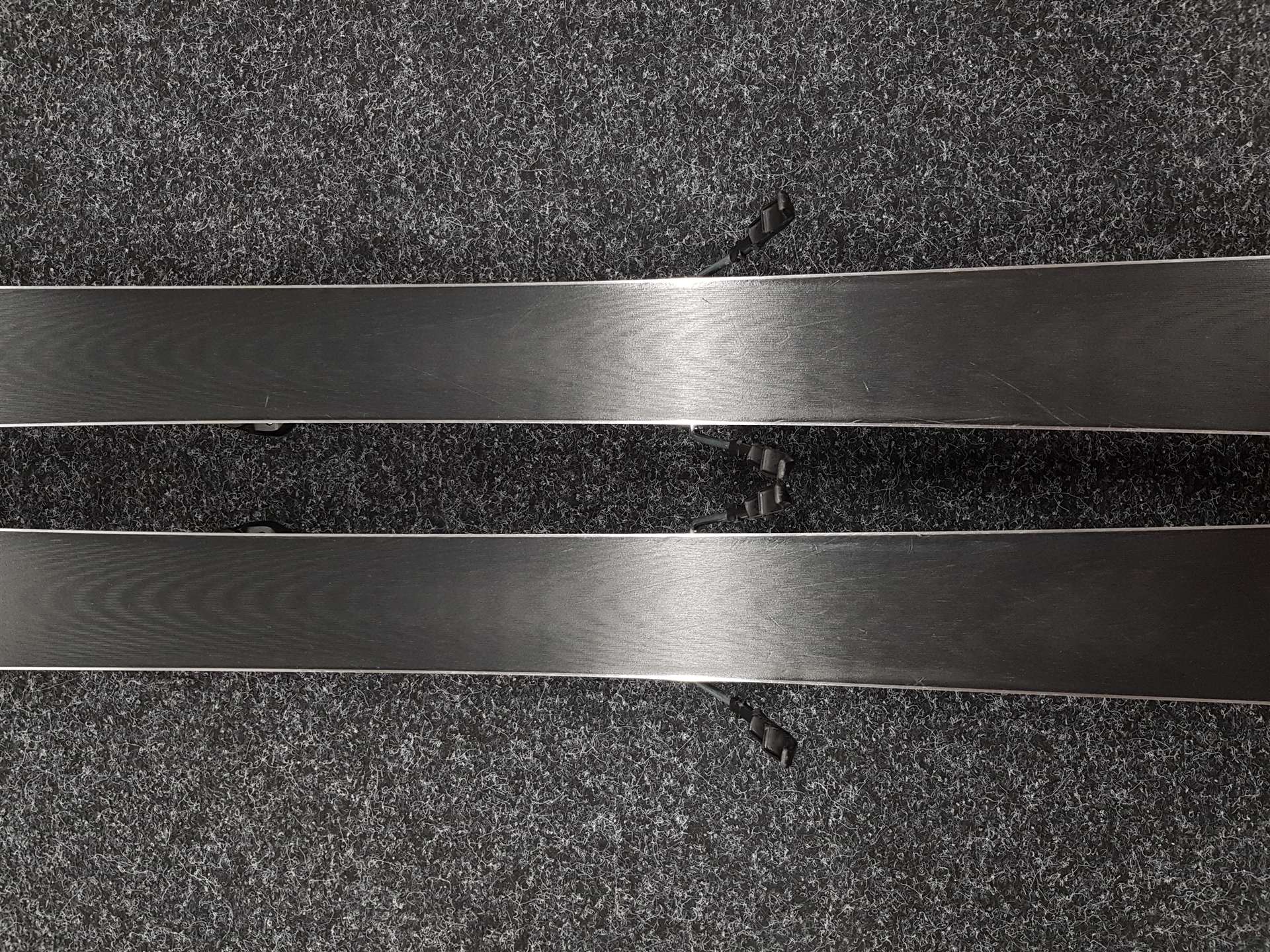 Schiuri VOLKL Deacon Lowride folosite + legături Marker Low Ride XL 13