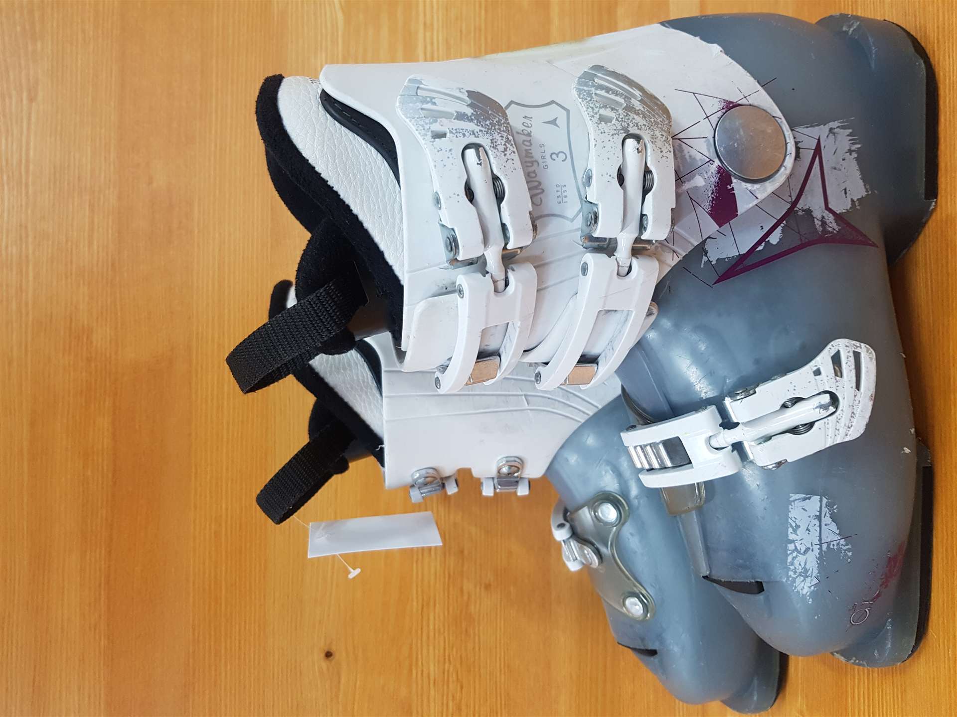 Clăpari de schi ATOMIC Waymaker second-hand