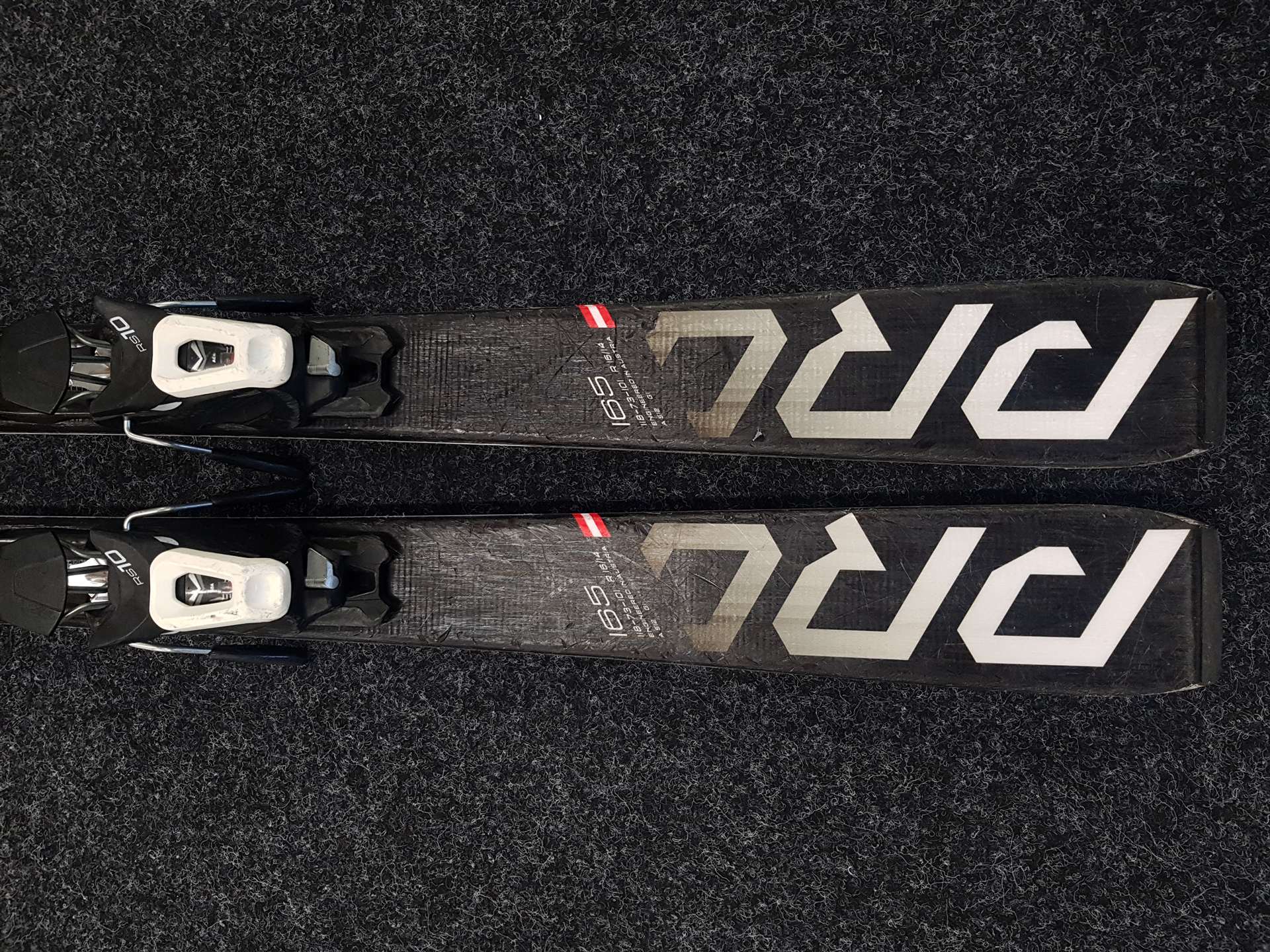 Použité lyže FISCHER Progressor X + viazanie Fischer RS 10