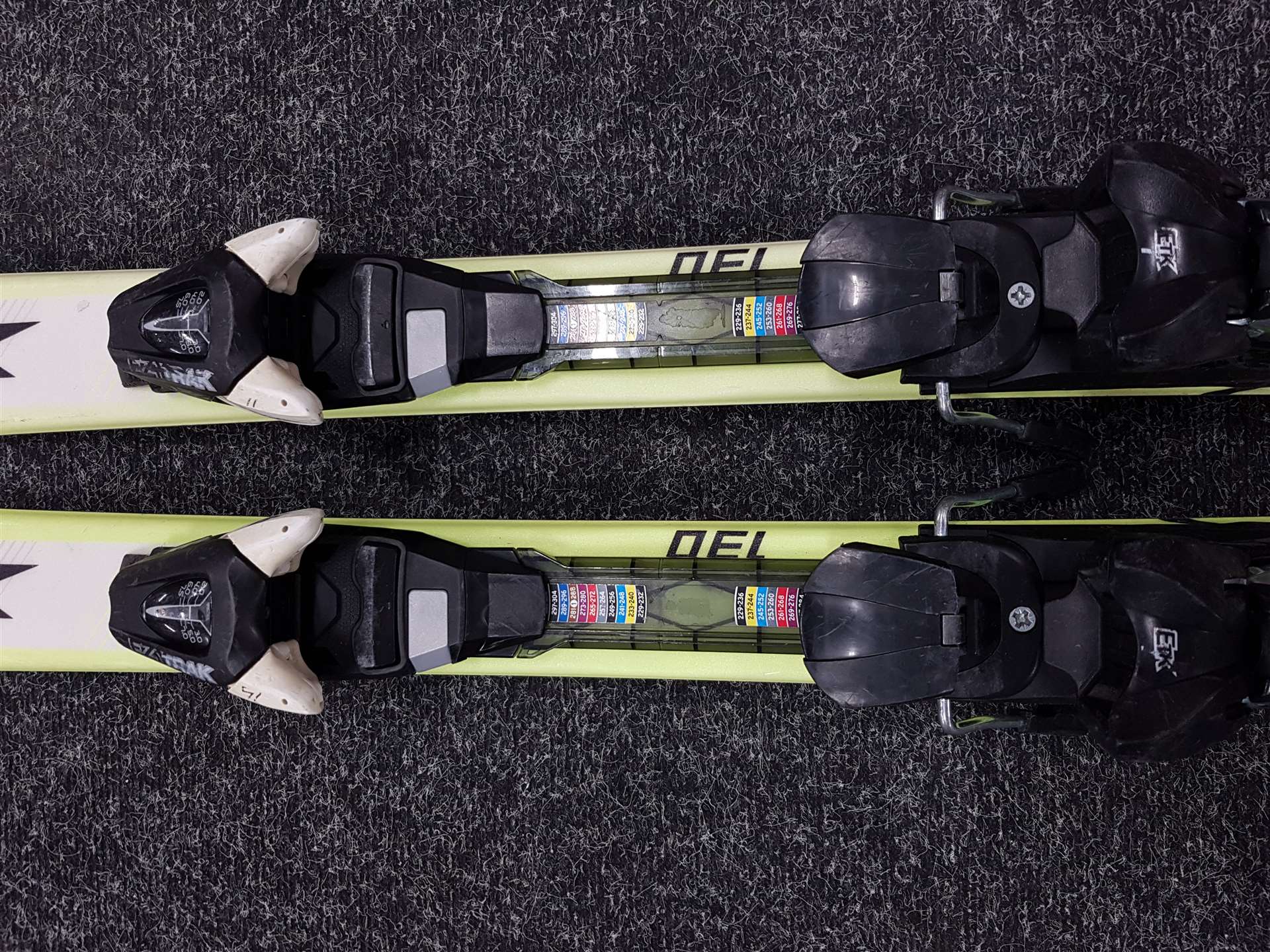 Używane narty Salomon Carve rocker JR xmax