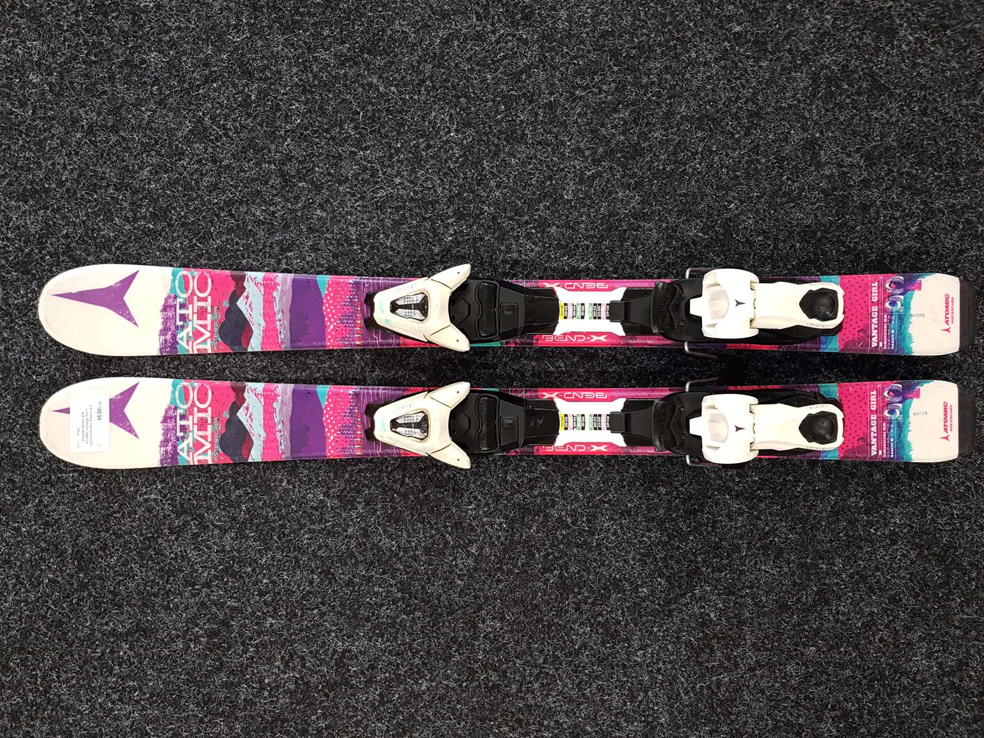 Skis enfant ATOMIC Vantage Girl d'occasion + fixations Atomic 4.5