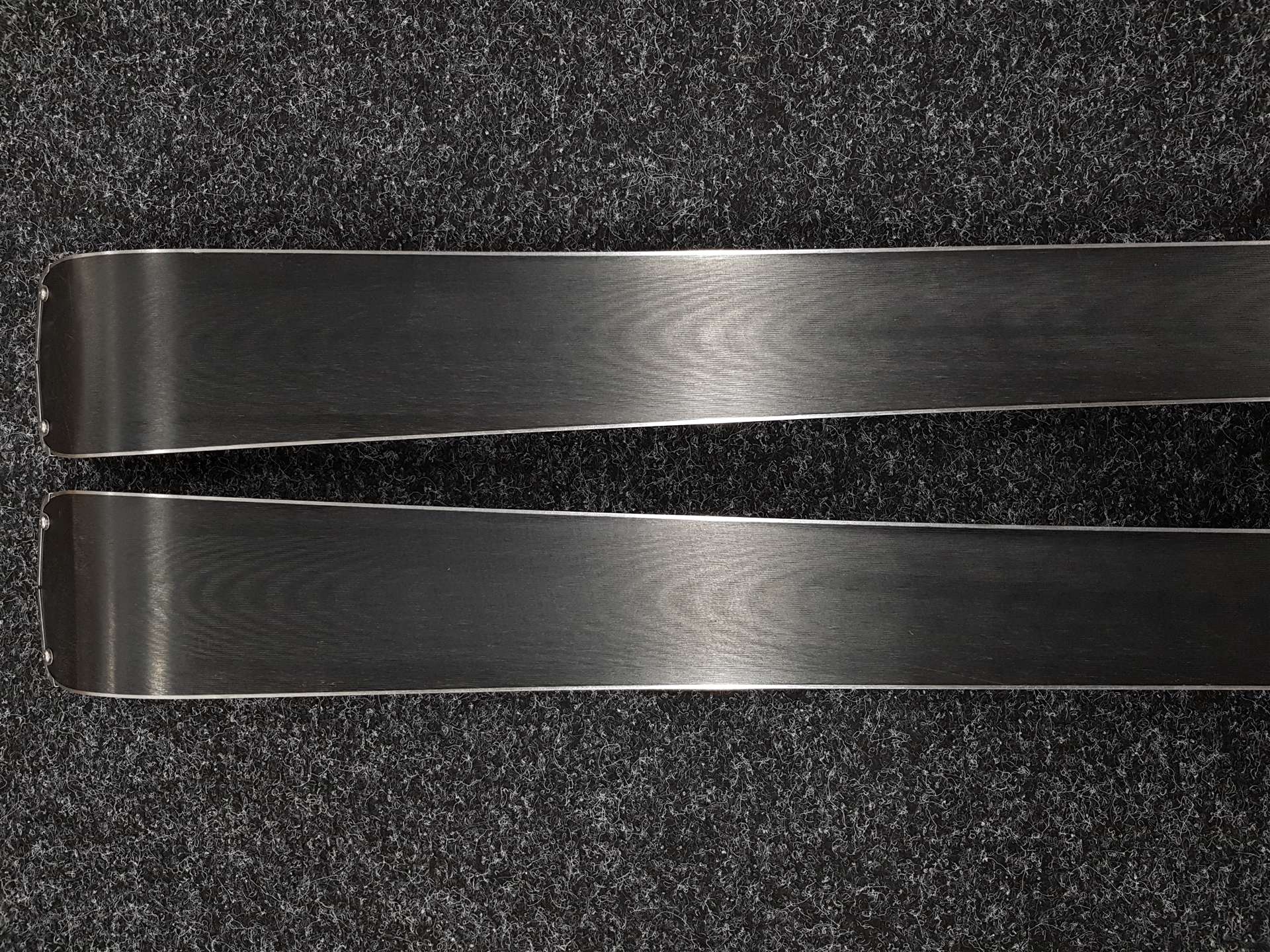 Gebrauchte FISCHER The Curv Ski + Fischer RS 10 Bindungen