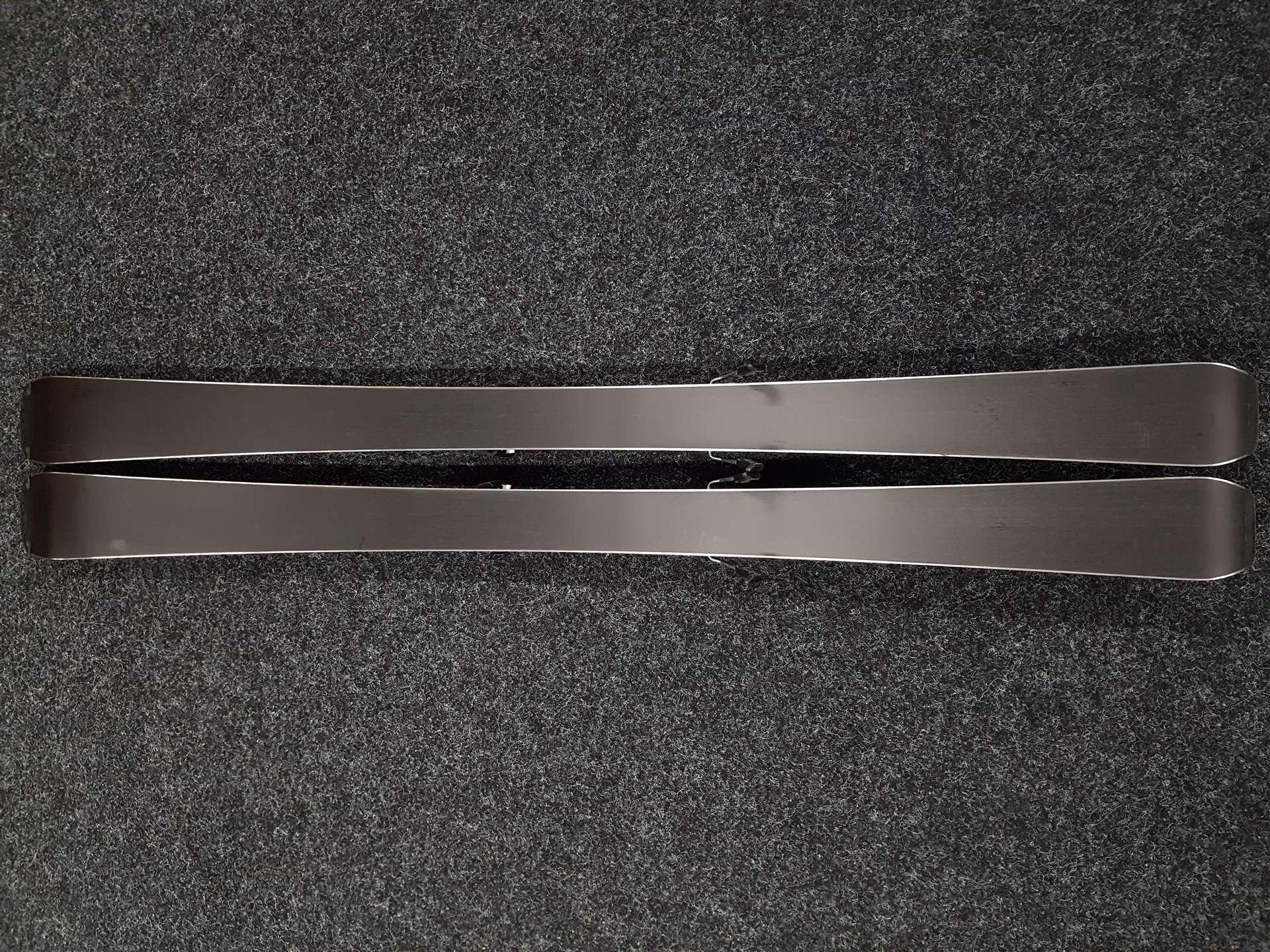 Sci SALOMON XDR Focus R usati + attacchi Salomon Lithium 10