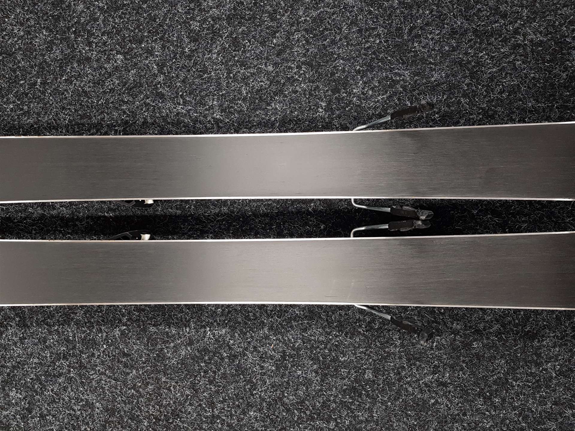 Sci SALOMON XDR Focus R usati + attacchi Salomon Lithium 10