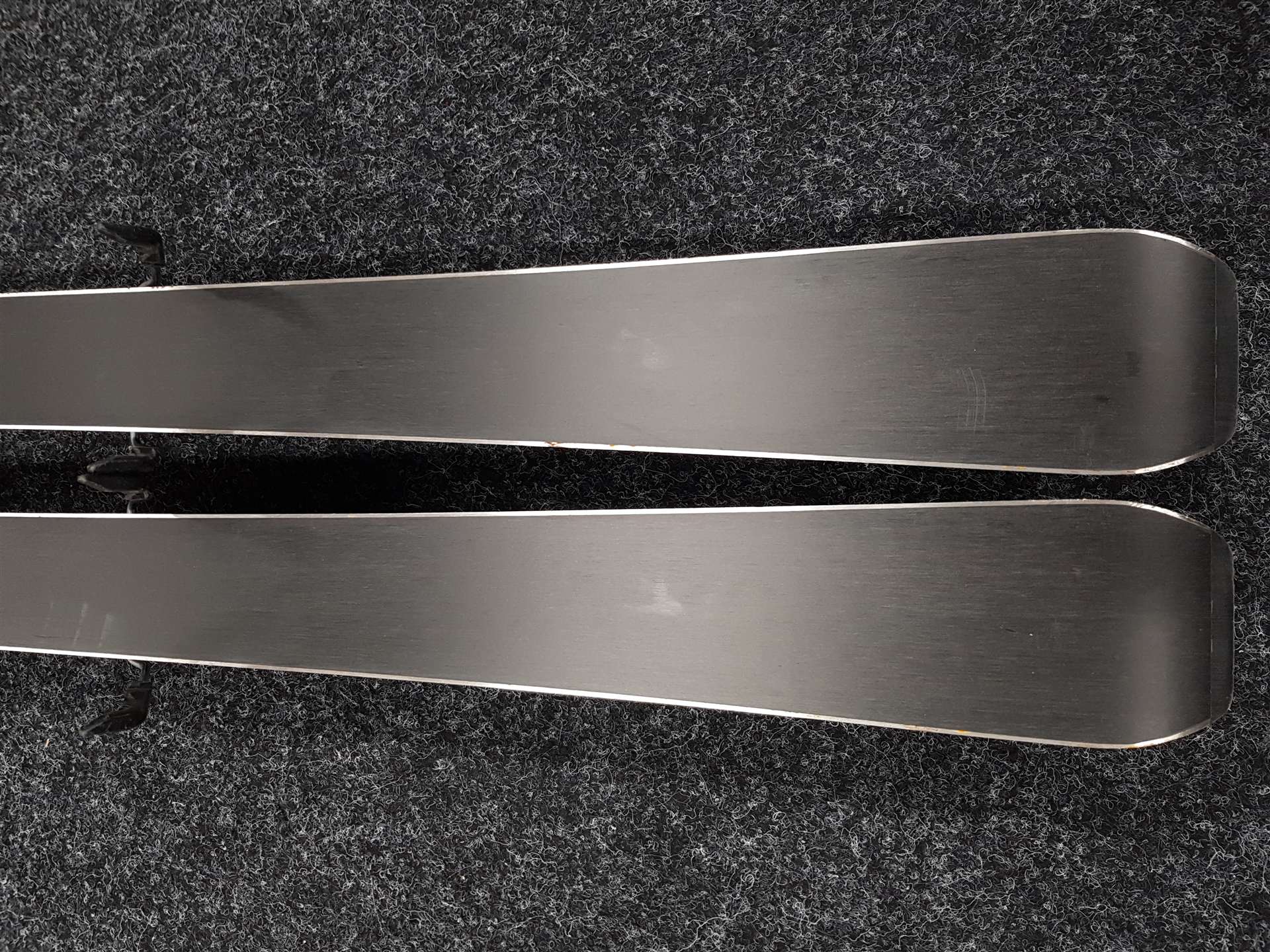 Sci SALOMON XDR Focus R usati + attacchi Salomon Lithium 10