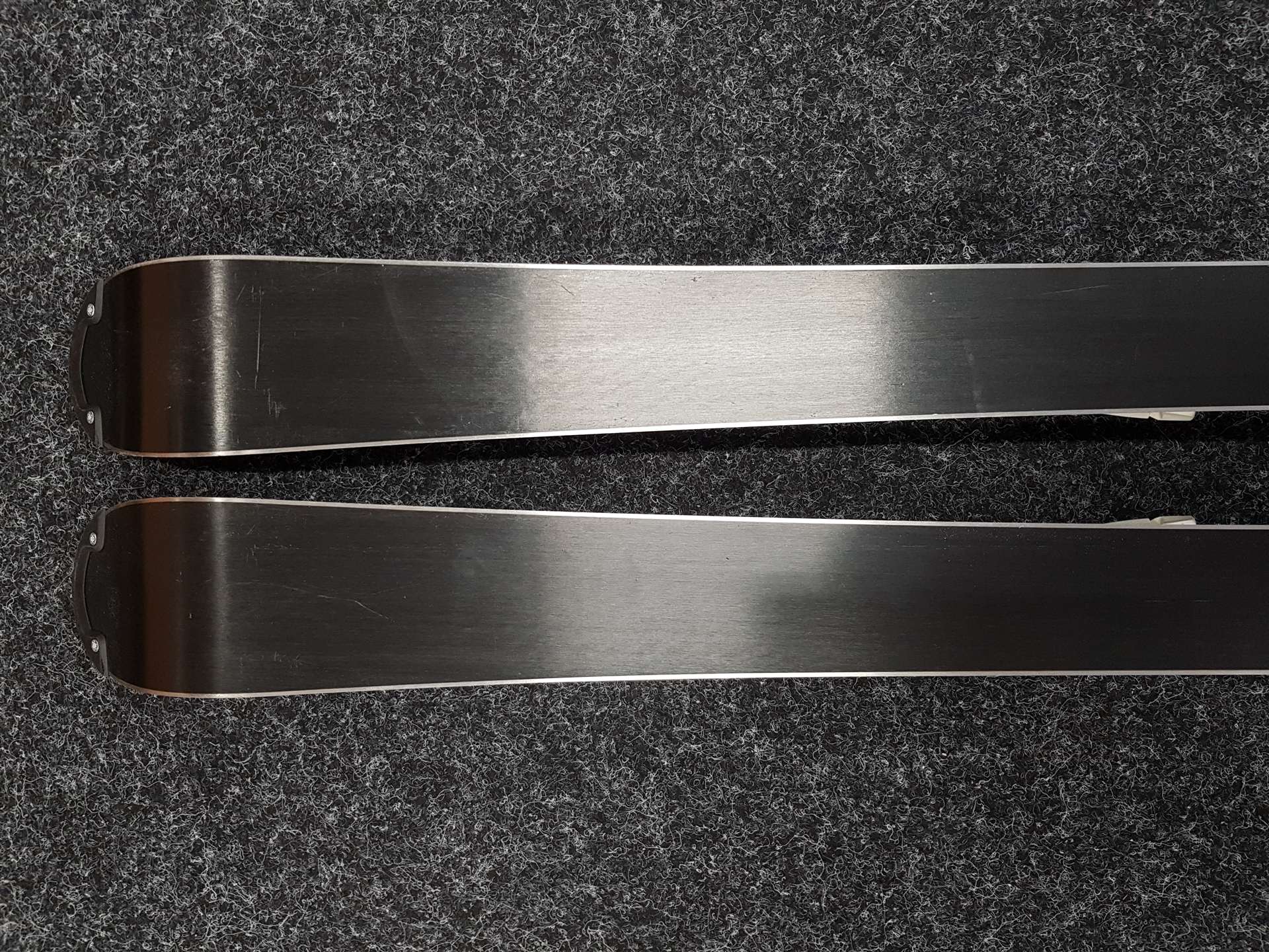 Schiuri pentru copii folosite BLIZZARD Pearl + legături Marker 7