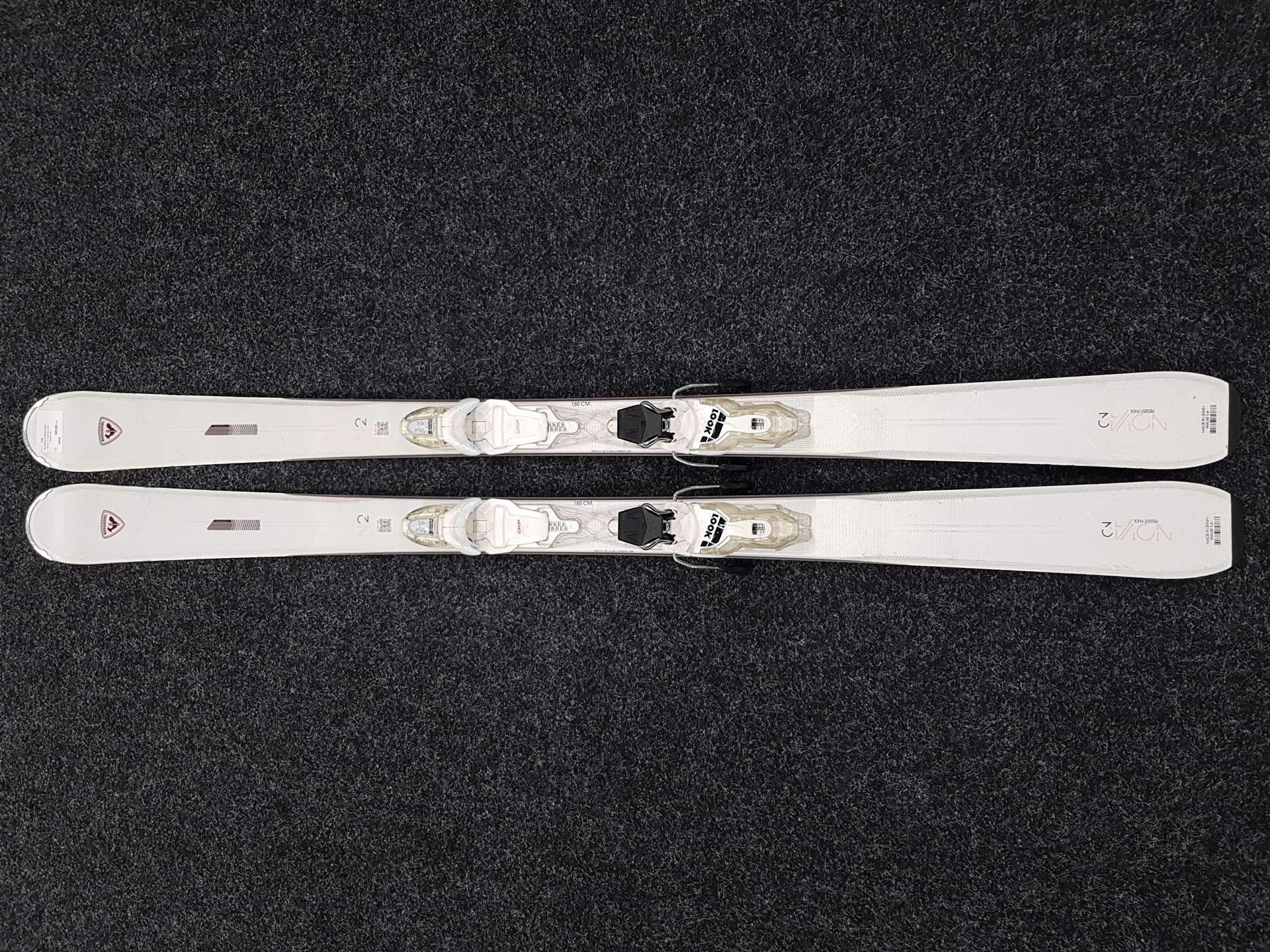 Použité lyže ROSSIGNOL Nova 2 + vázání Look Xpress 10