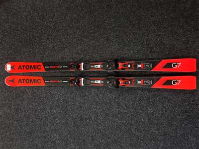 Esquís ATOMIC Redster G7 usados + fijaciones Atomic FT 12