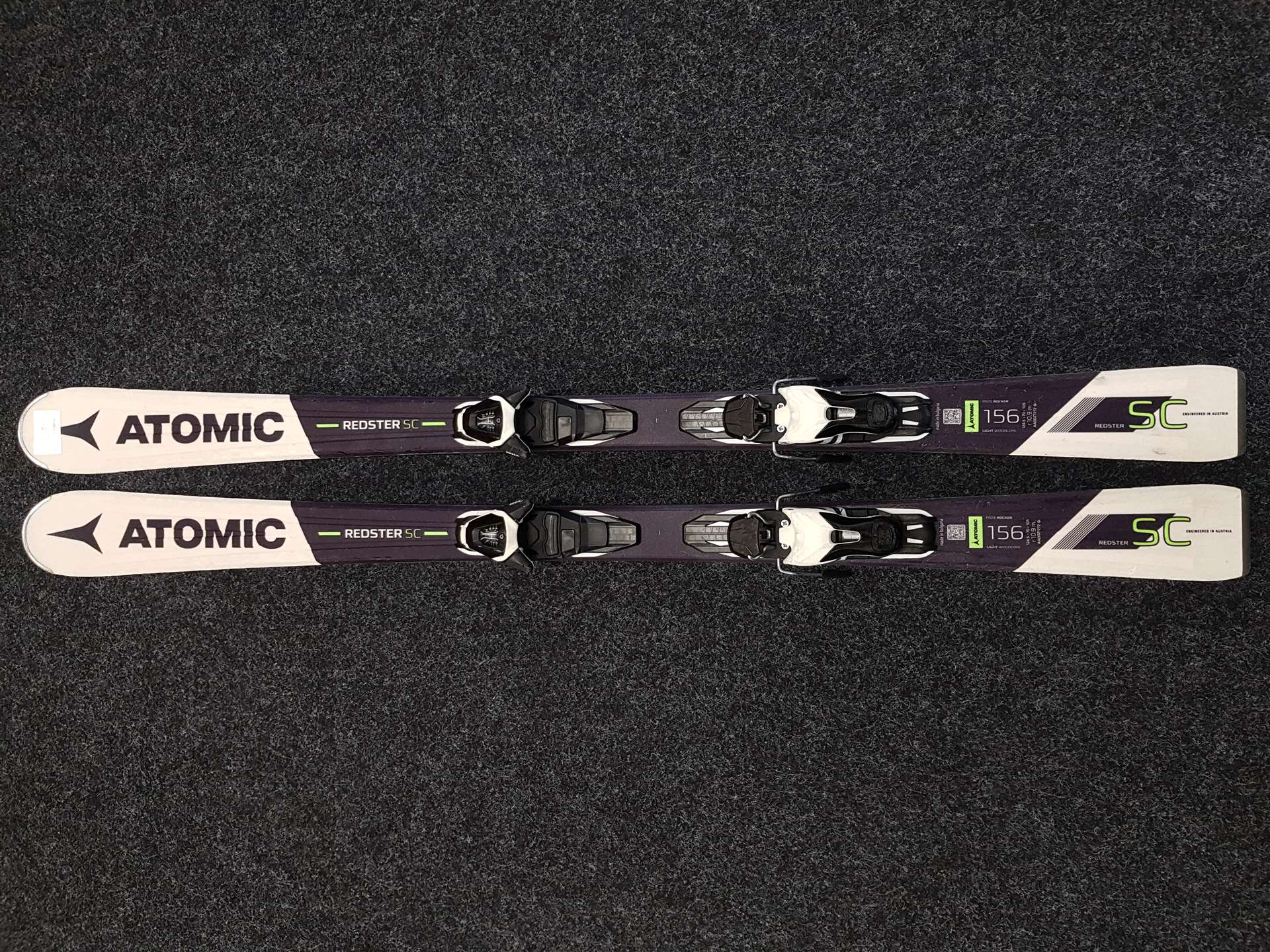 Skis ATOMIC REDSTER SC d'occasion + fixations Atomic10