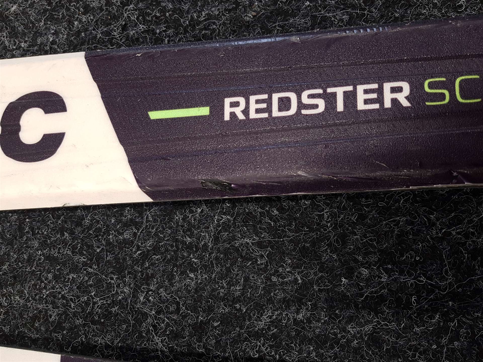 Skis ATOMIC REDSTER SC d'occasion + fixations Atomic10